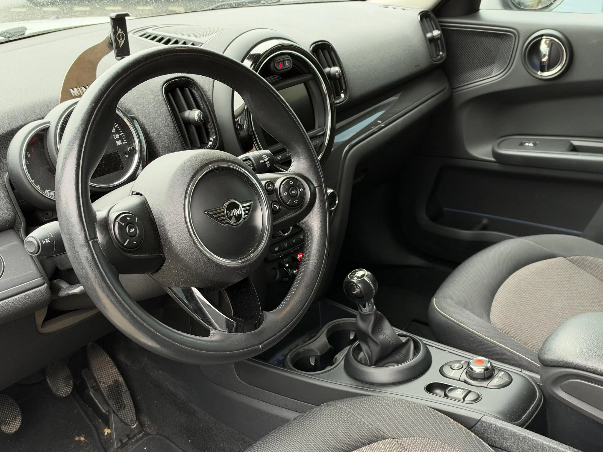 MINI-Countryman-image-5