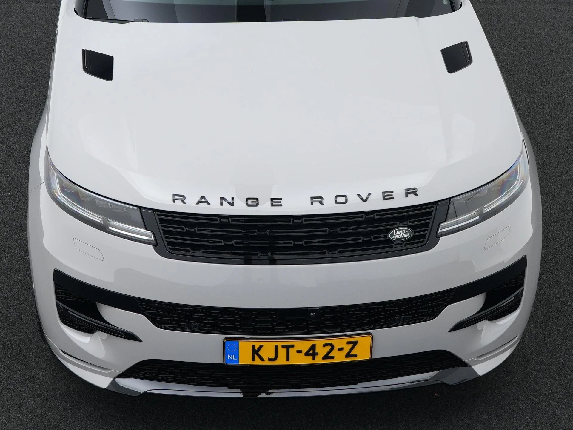 Land Rover Range Rover Sport 3.0 P460e MOMENTUM EDITION