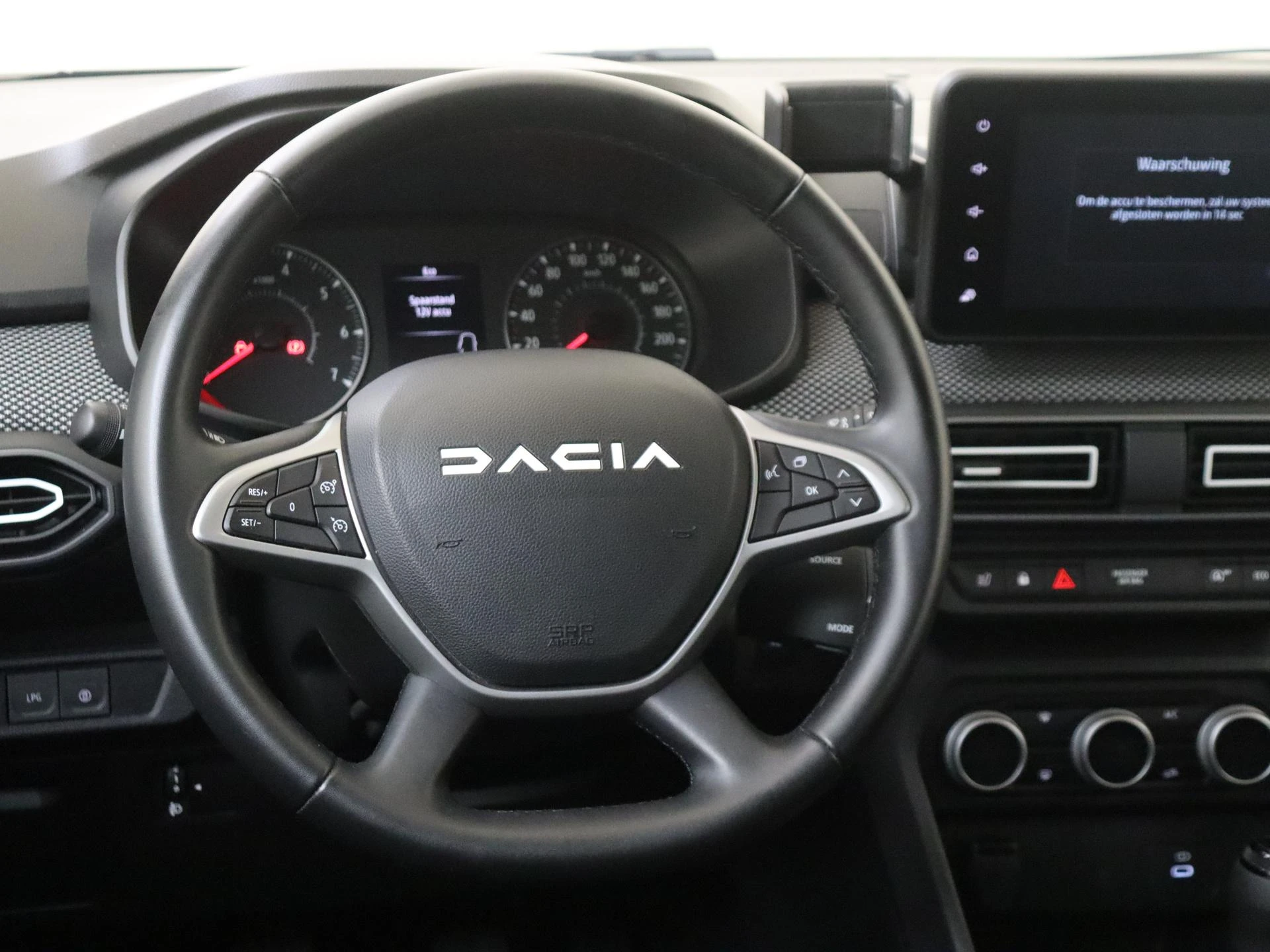 Dacia-Sandero-image-9
