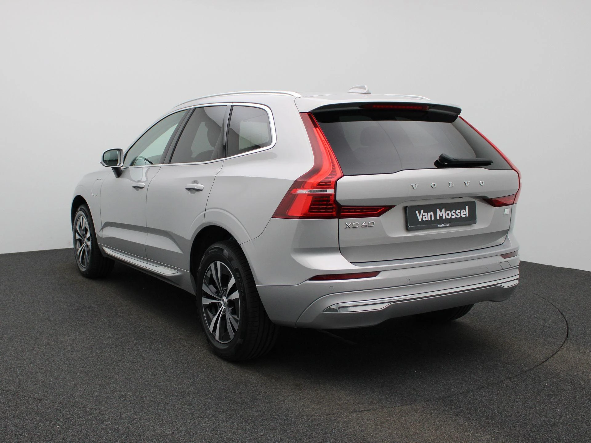 Volvo-XC60-image-1
