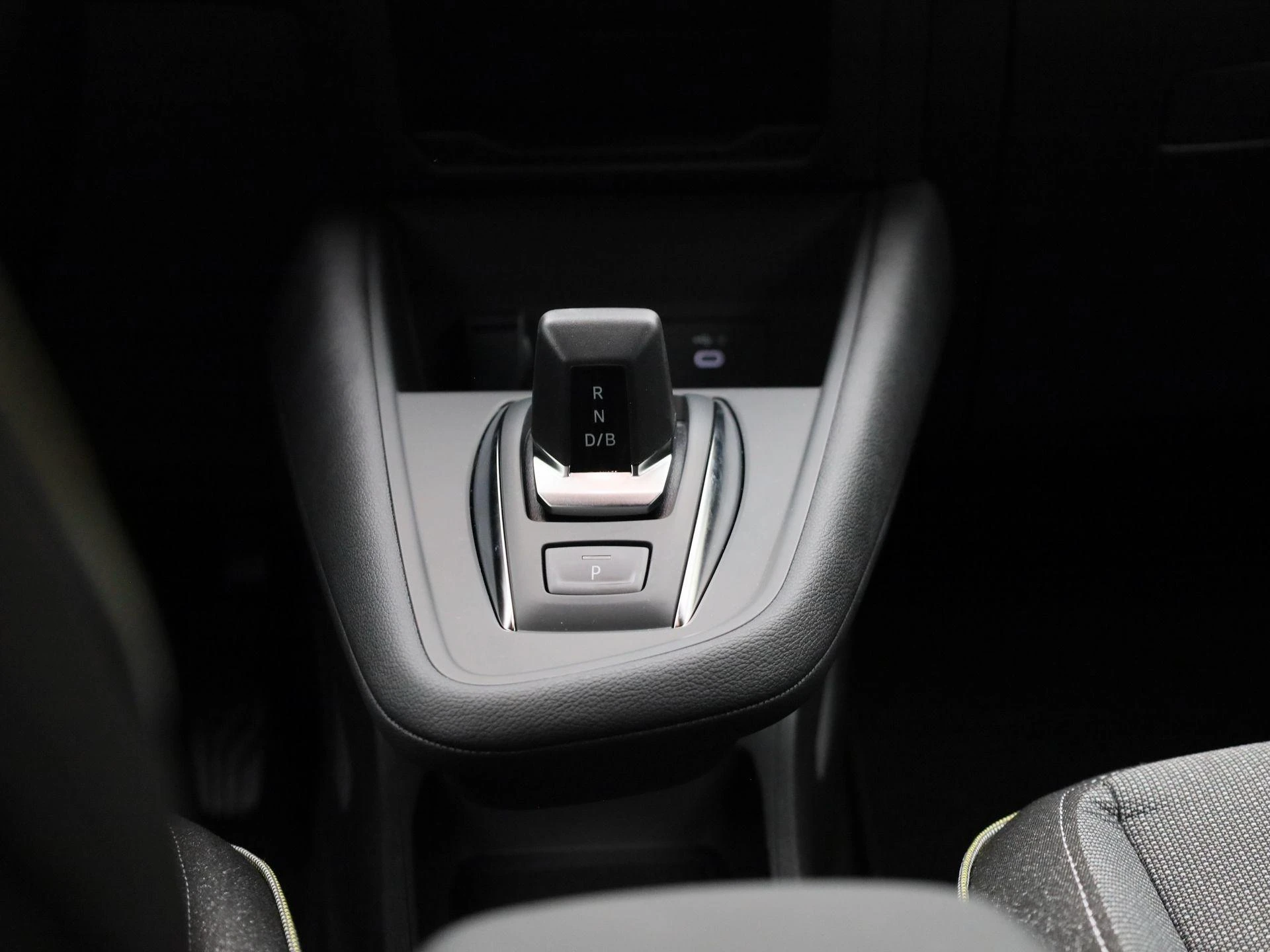 Renault Captur 1.8 E-Tech full hybrid 160 techno