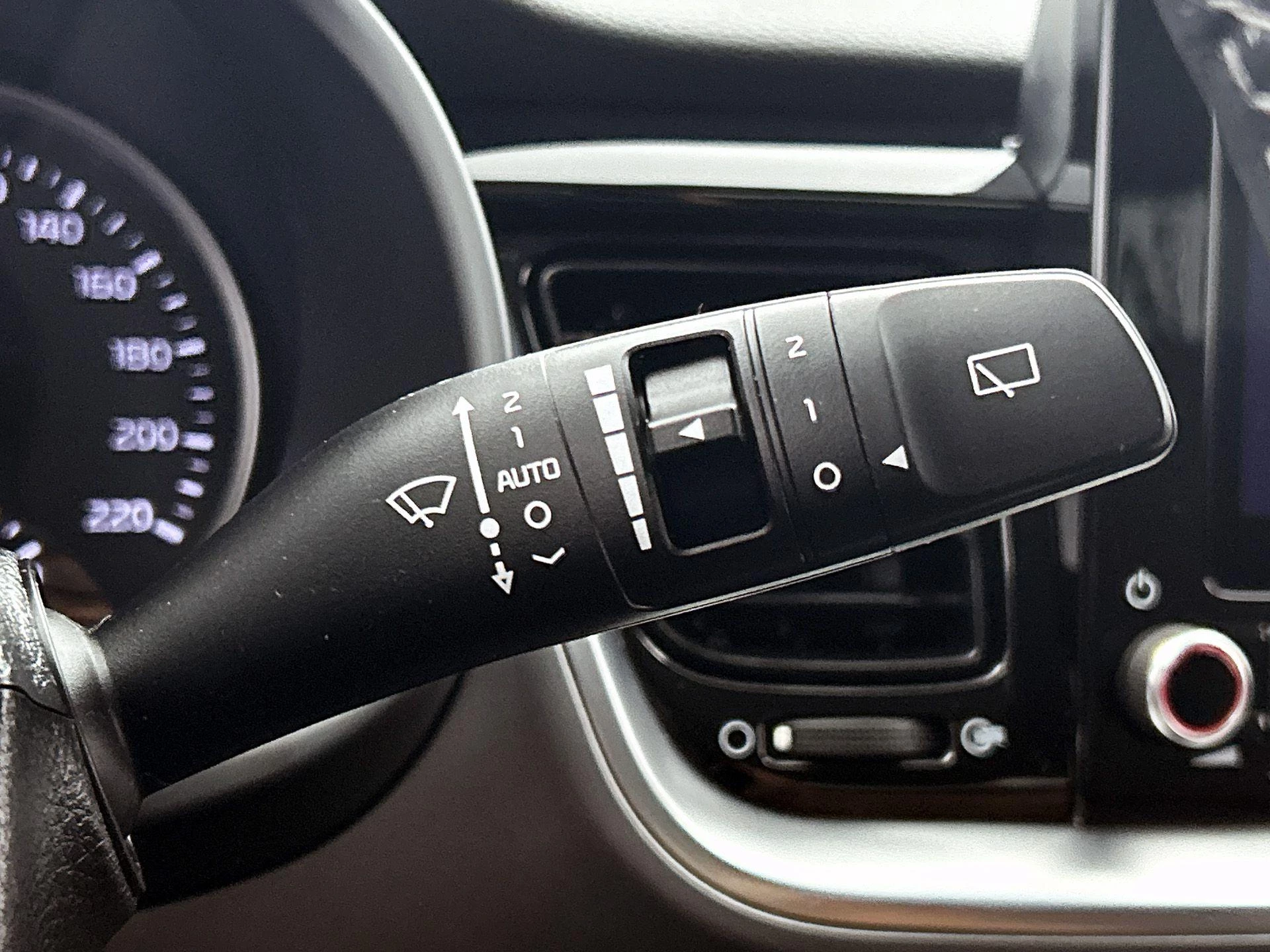 Kia Stonic 1.0 T-GDi MHEV DynamicPlusLine