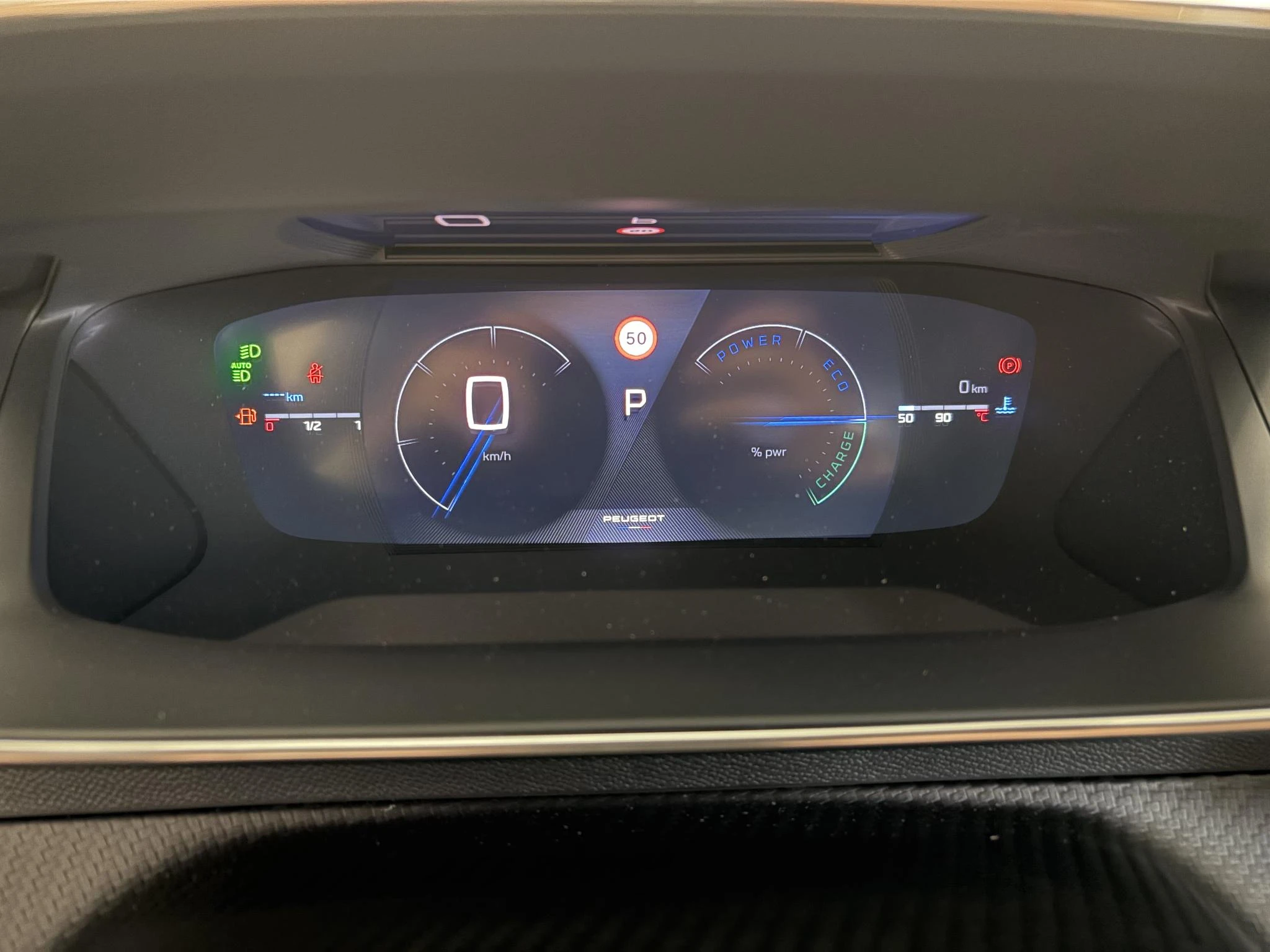 Peugeot-2008-image-10