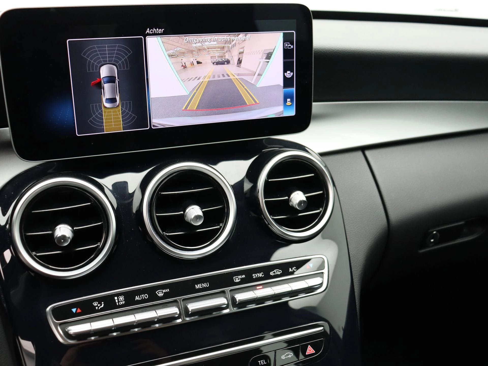 Mercedes-Benz Classe C 200 d Sedan + CAMERA + LED + SENSOREN +