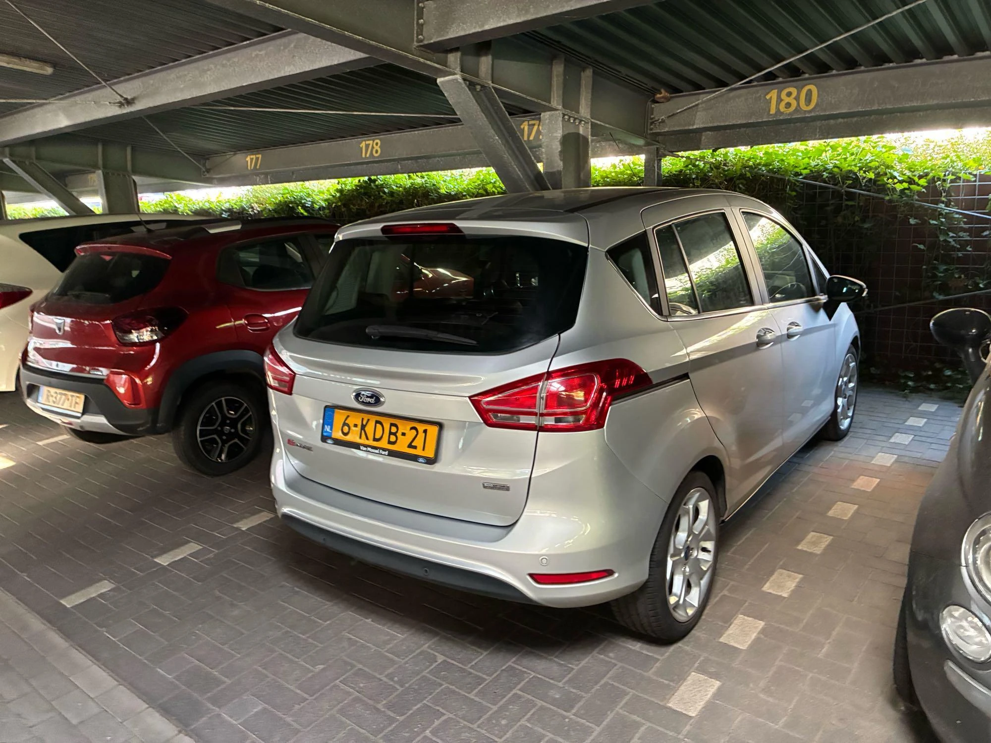 Ford-B-MAX-image-1
