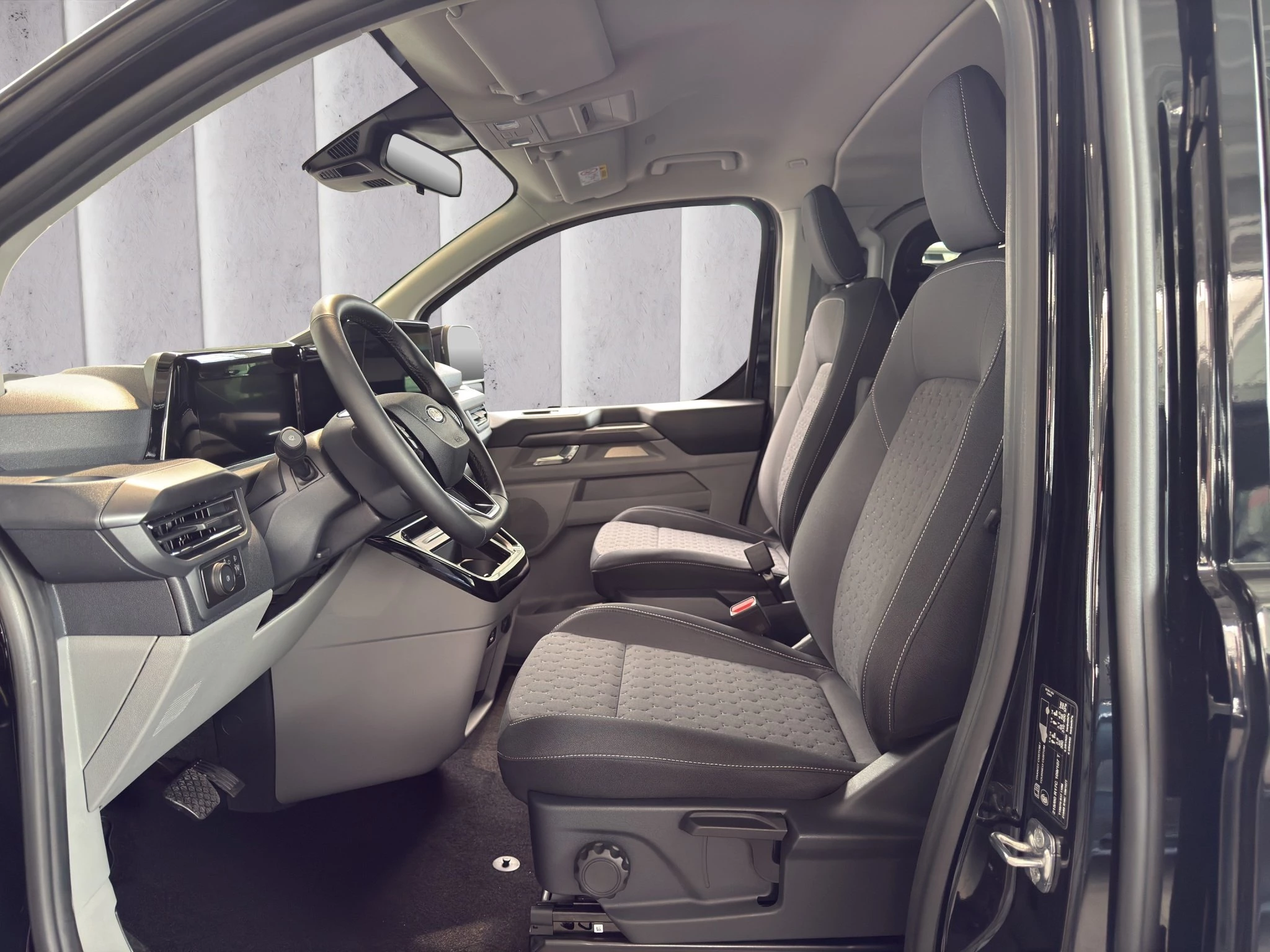 Ford-Tourneo Custom-image-8