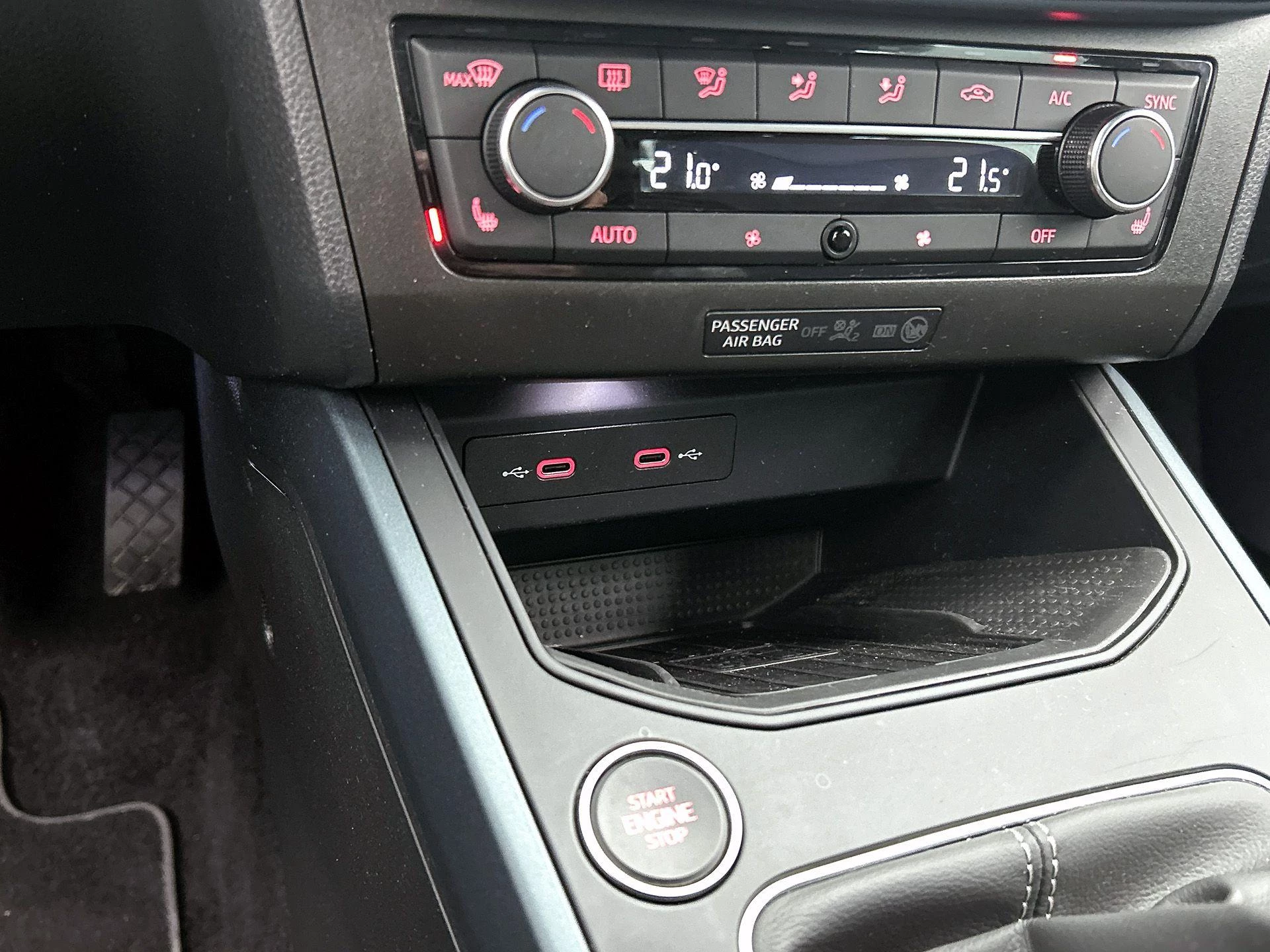 SEAT-Arona-image-32