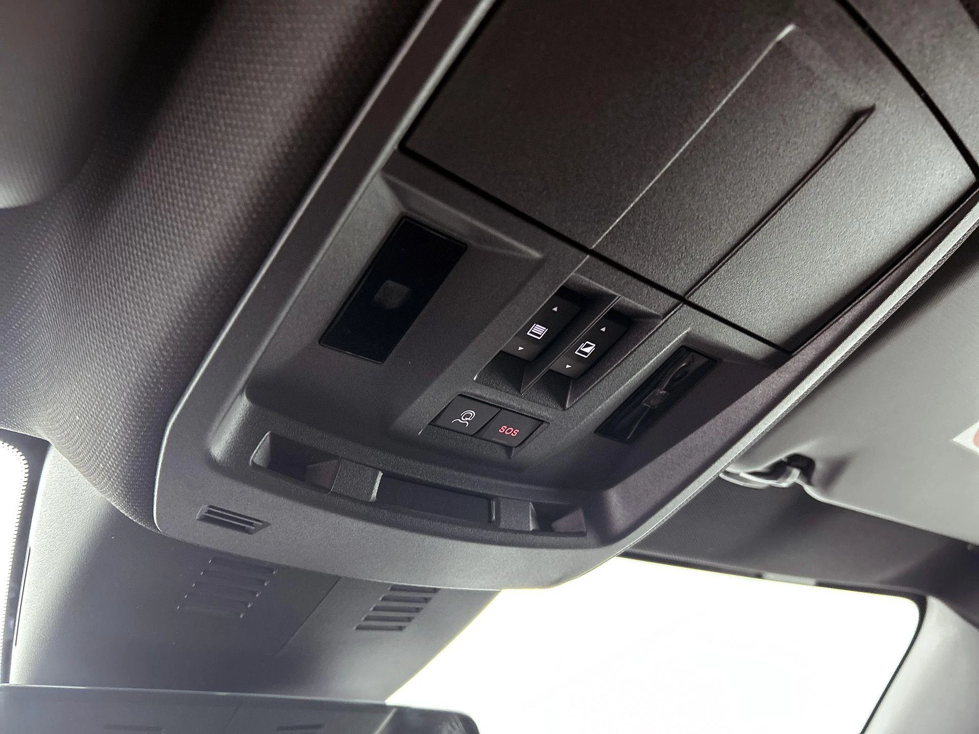 Opel-Grandland-image-14