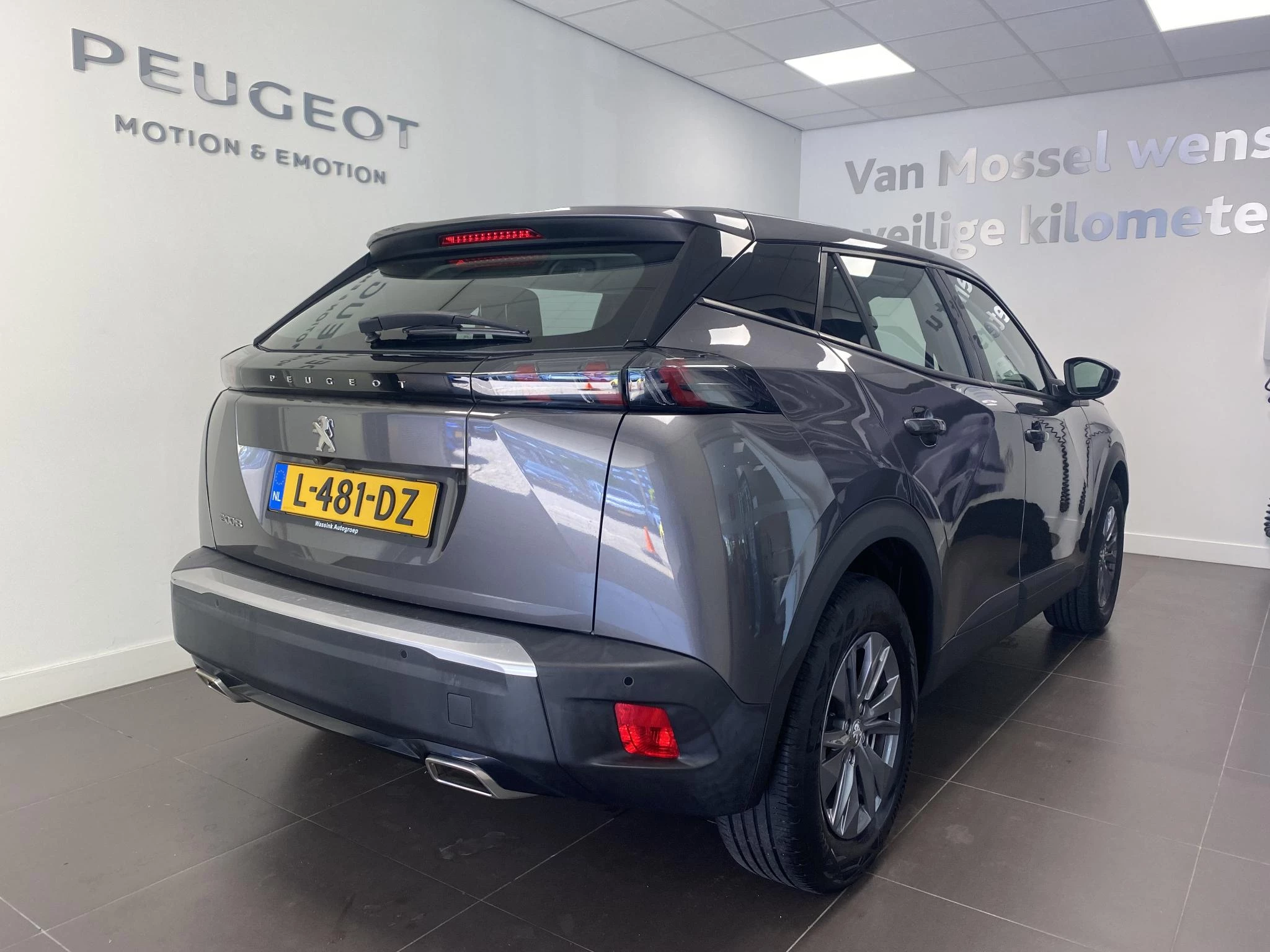 Peugeot-2008-image-2