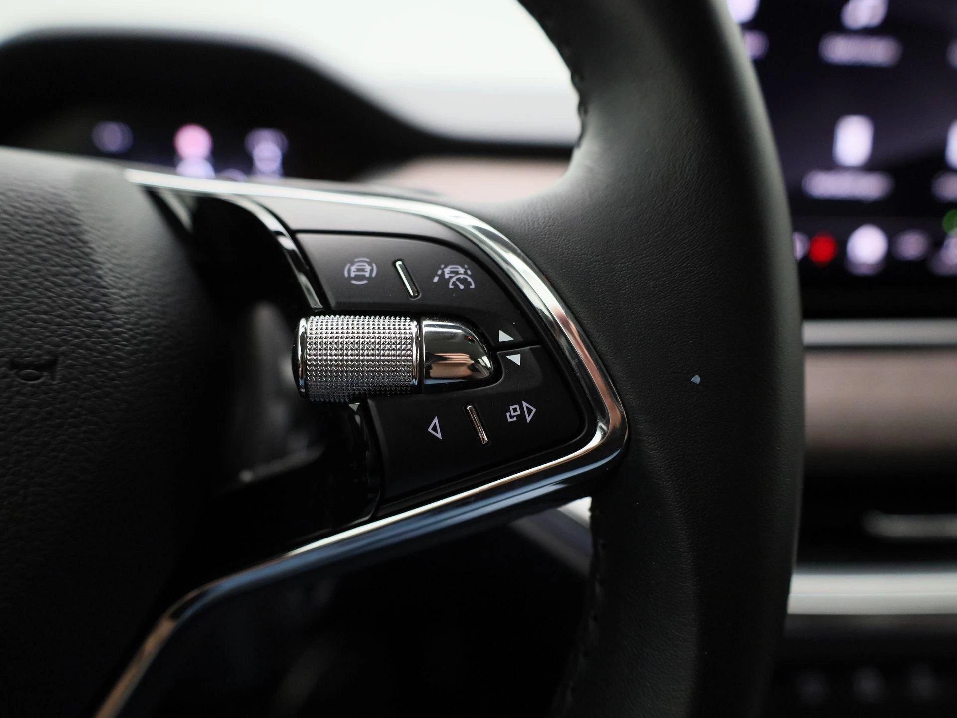Škoda-Enyaq iV-image-17