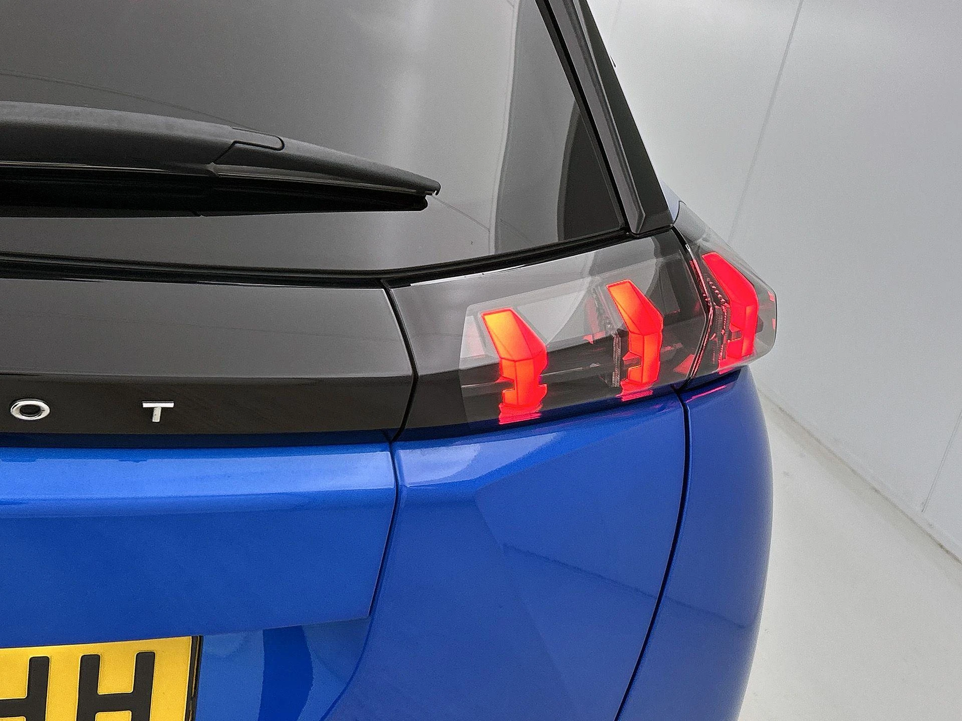 Peugeot e-2008 EV GT Pack 50 kWh