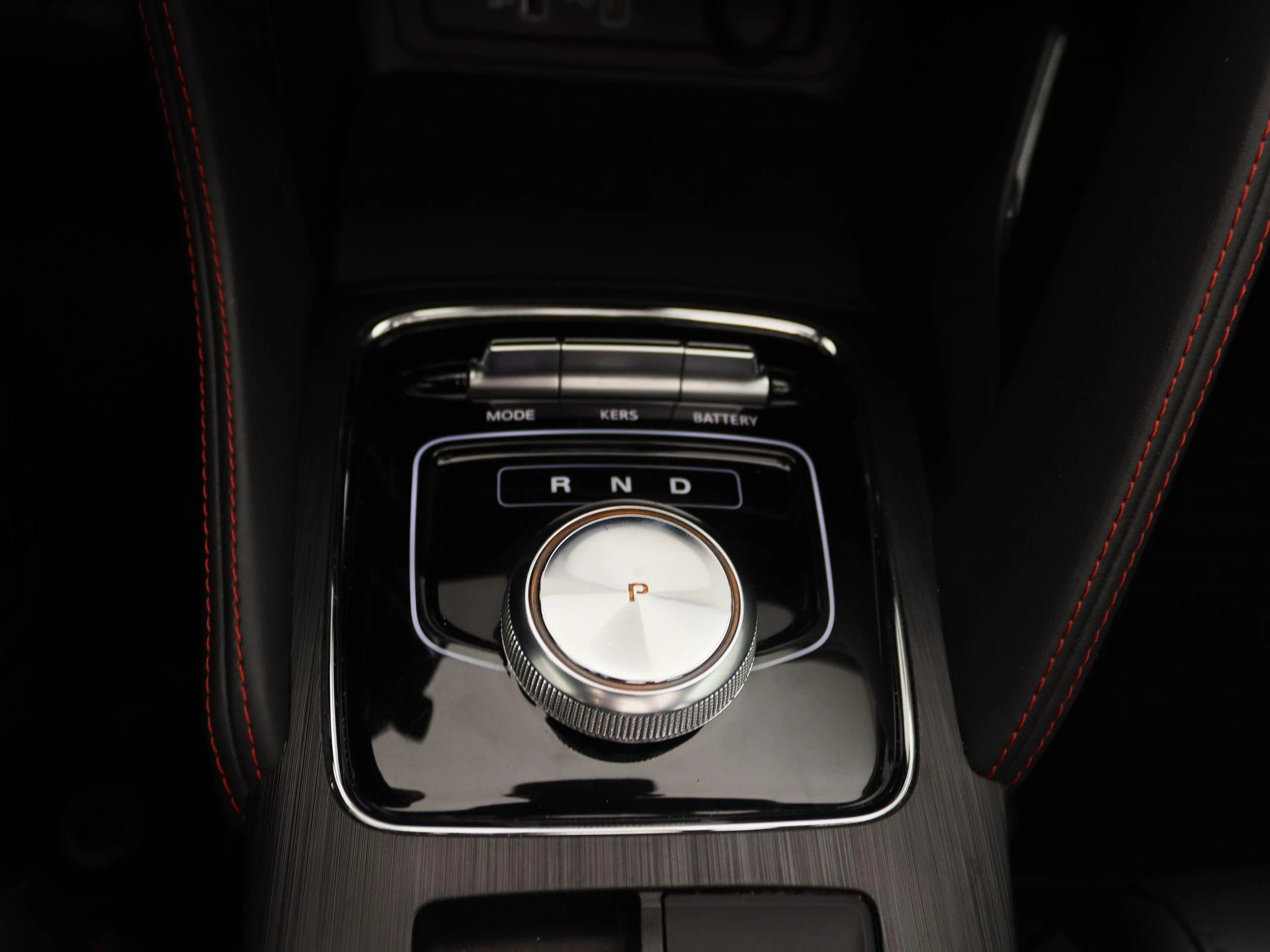 MG Standard Range Luxury 50 kWh