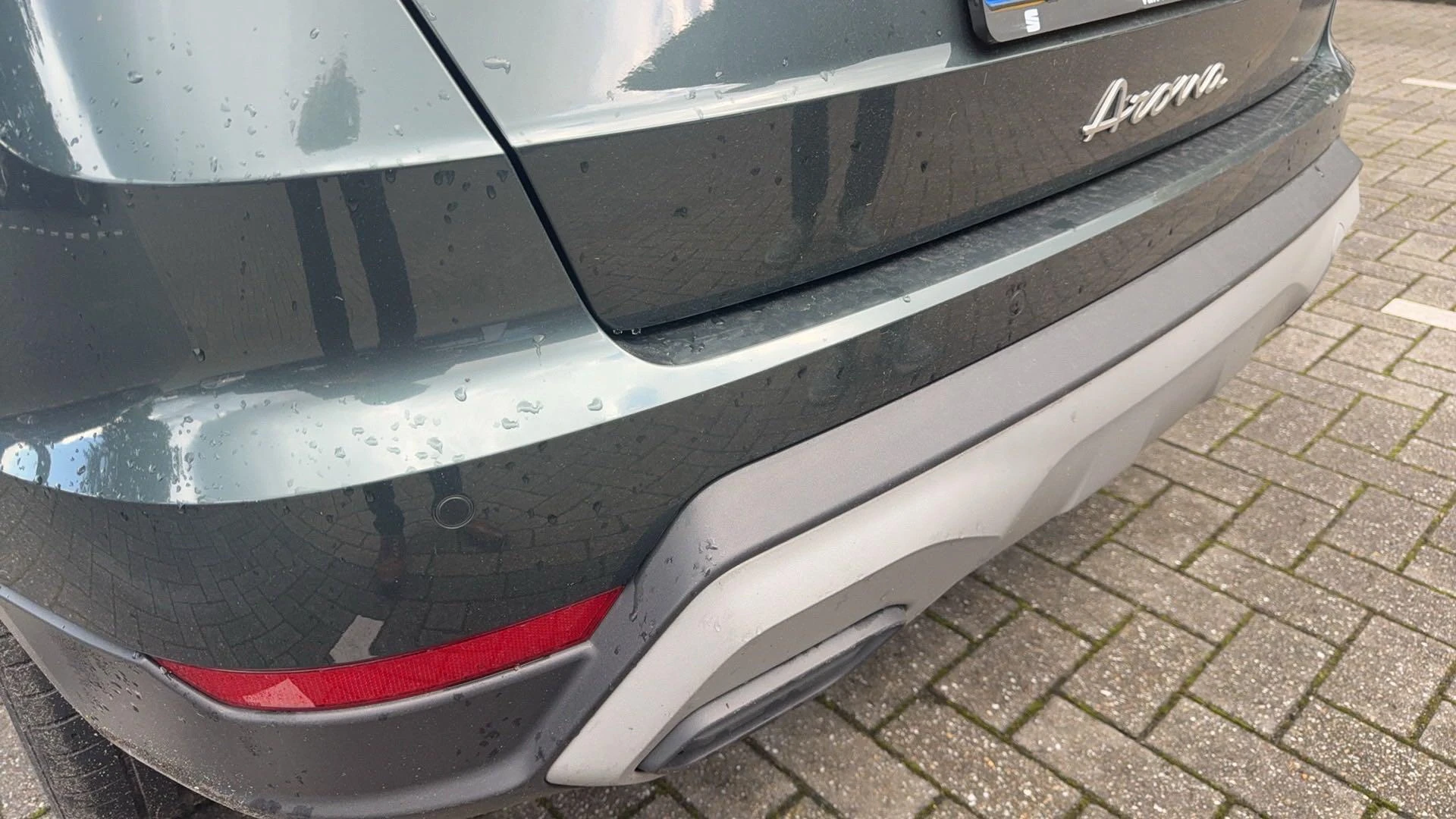 SEAT-Arona-image-18