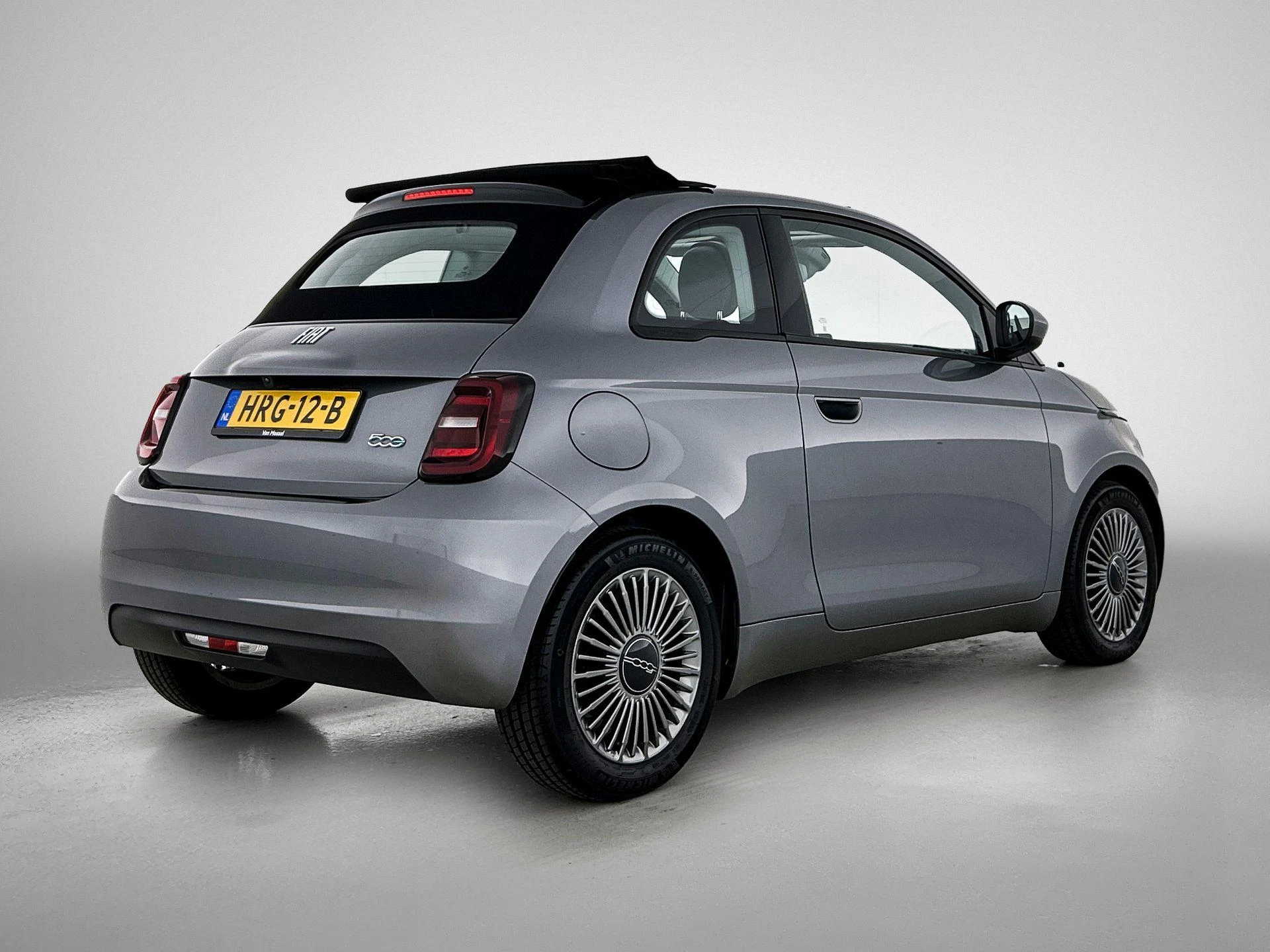 Fiat-500C-image-3