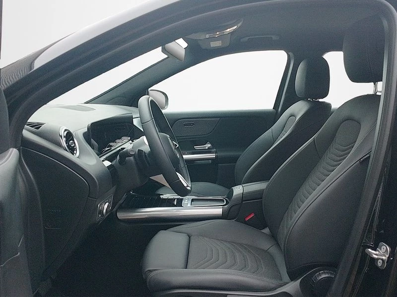 Mercedes-Benz GLA 200 d PROGRESSIVE AHK SHZ KLIMA NAVI MBUX ProgressiveC118 GLA 200 d PROGRESSIVE AHK SHZ KLIMA NAVI MBUX Progressive