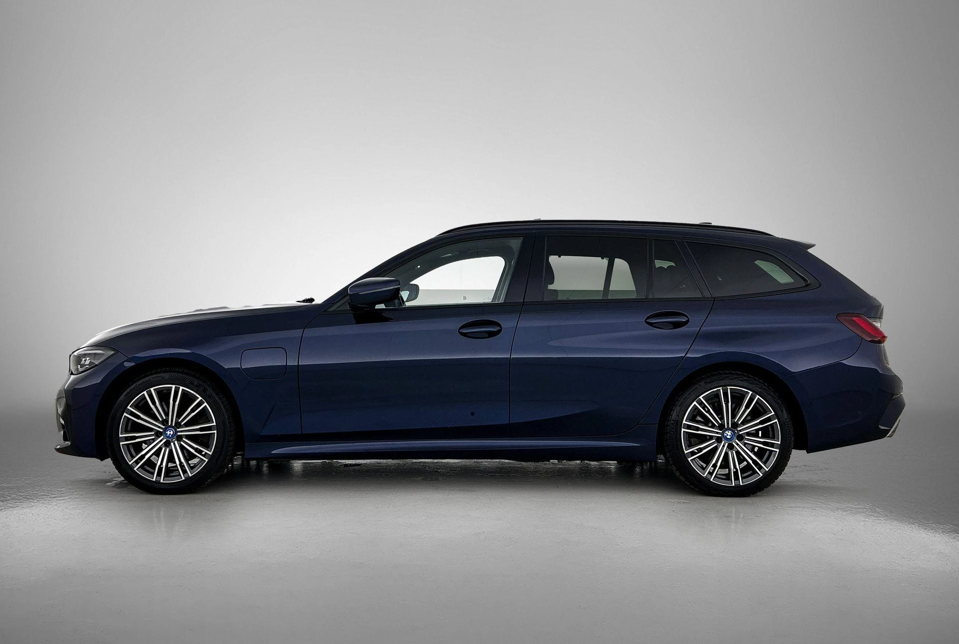 BMW 3 Serie Touring 320e (150 kW)