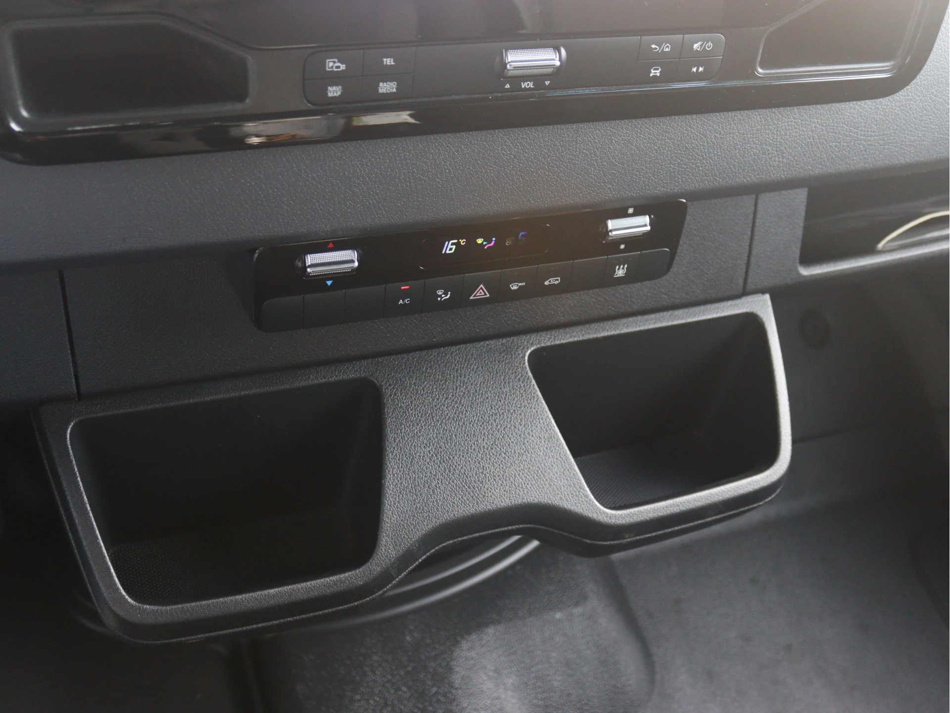 Mercedes-Benz-Sprinter-image-11