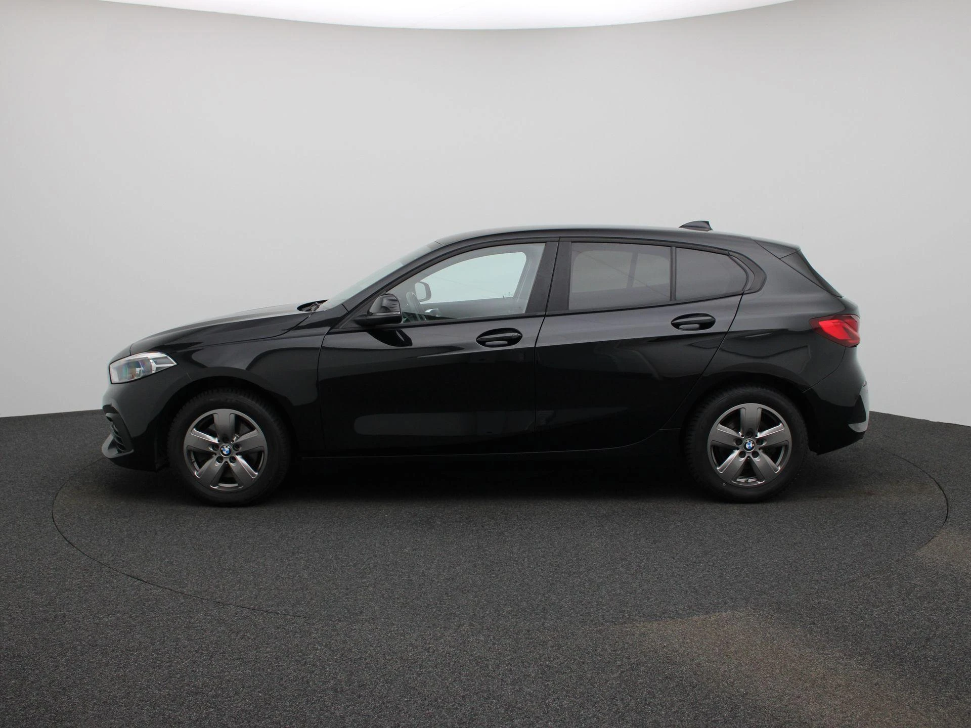 BMW-1 Reeks-image-3