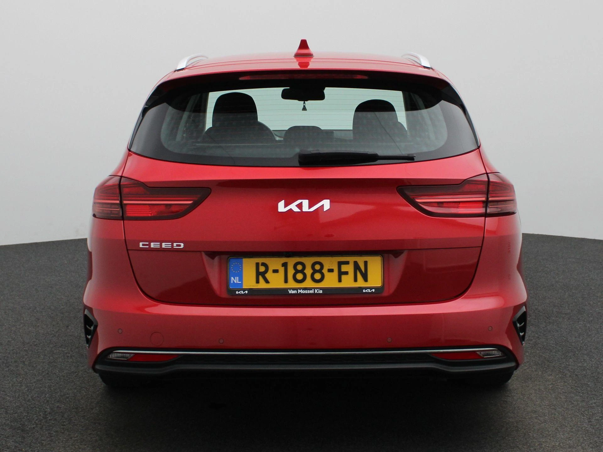 Kia-Ceed Sportswagon-image-4