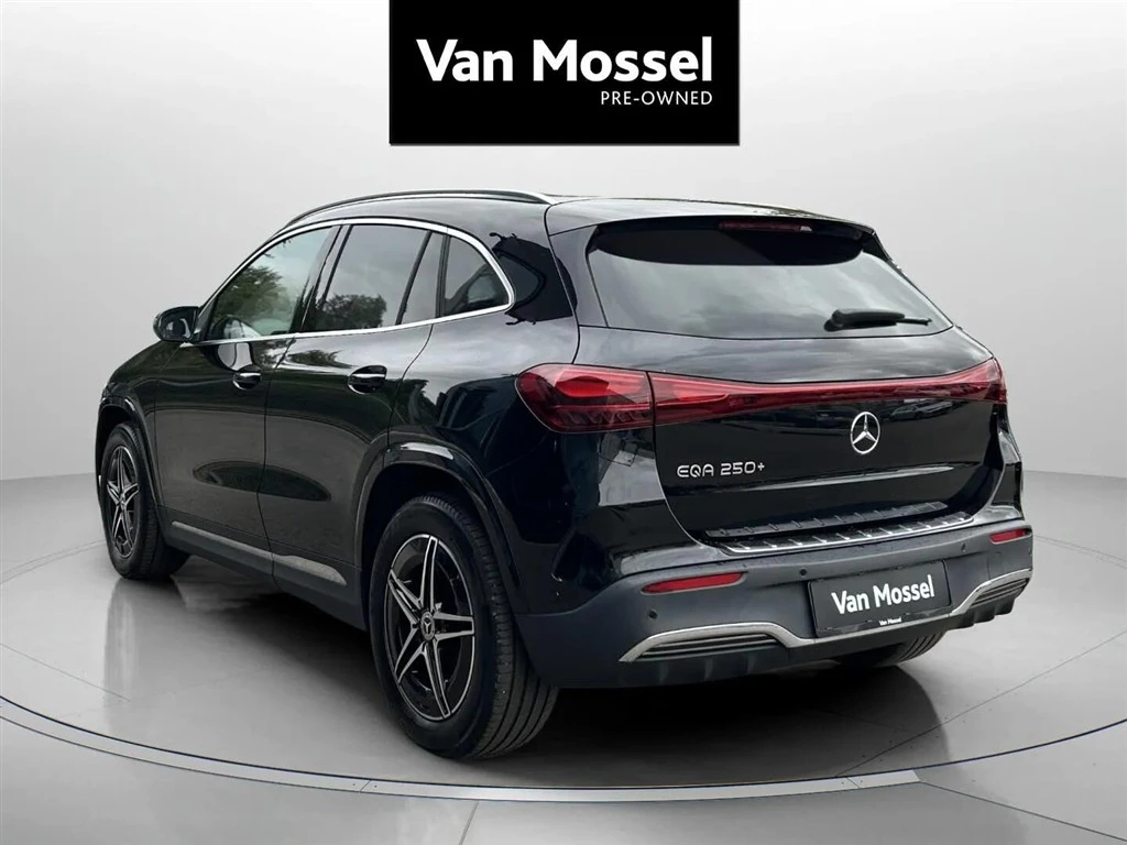 Mercedes-Benz-EQA-image-6