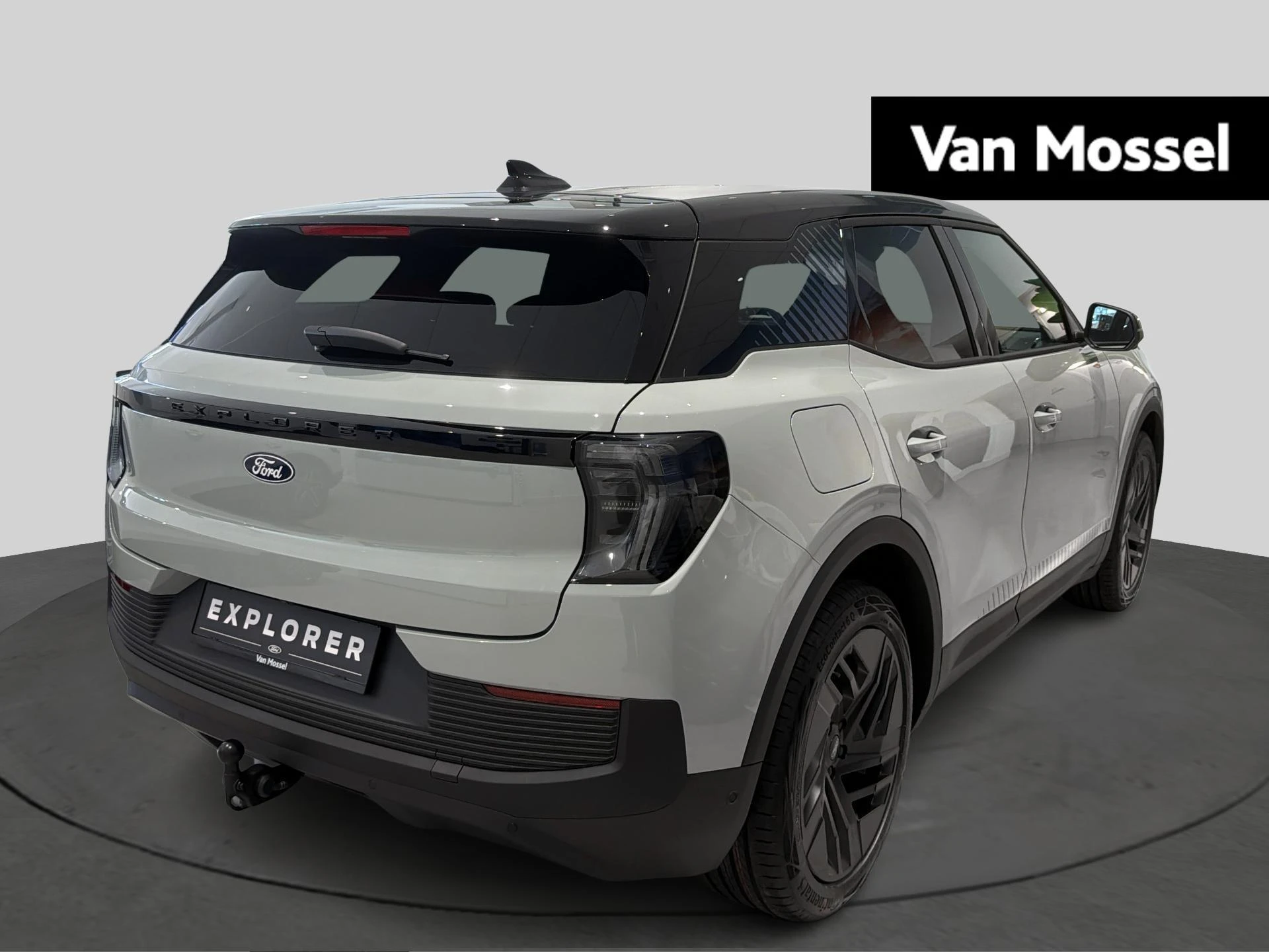 Ford-Explorer-image-3