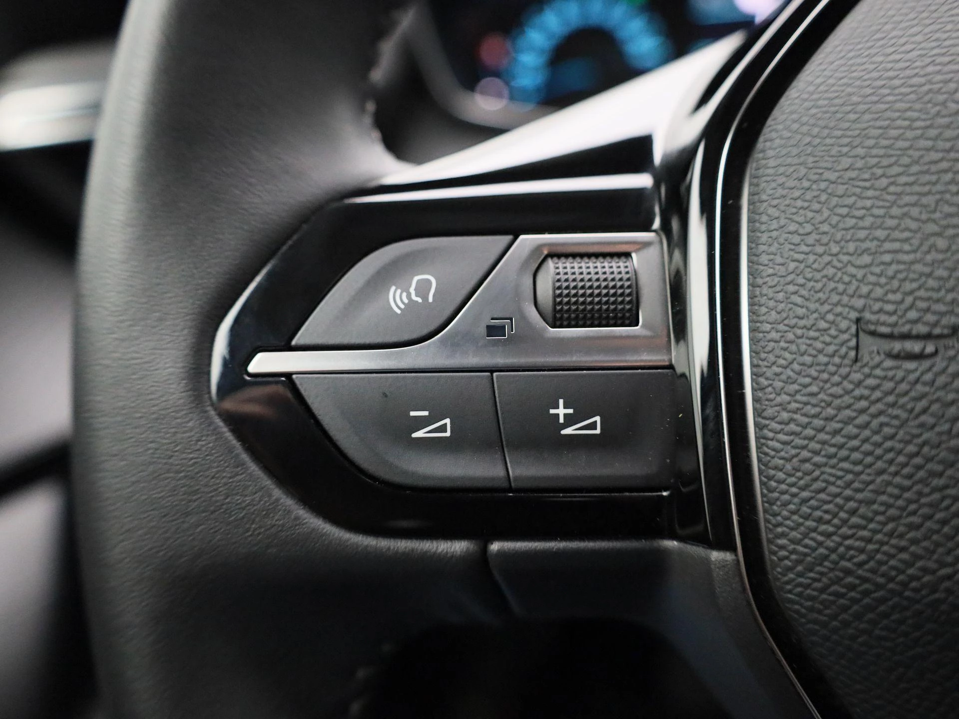 Peugeot e-2008 e-2008 Active
