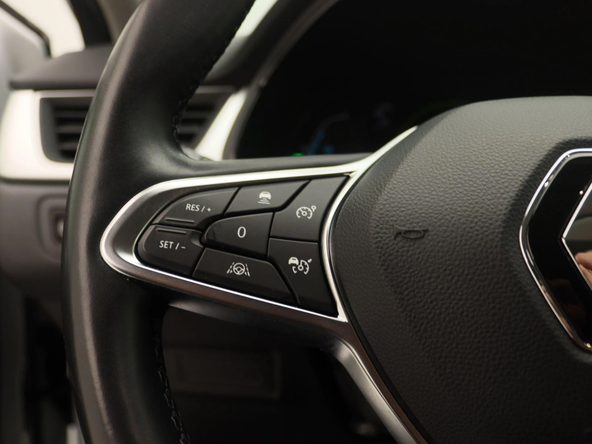 Renault-Captur-image-18