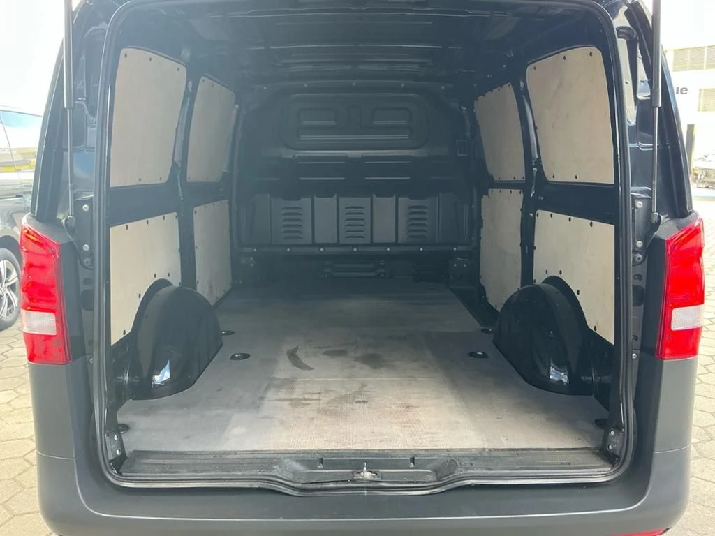 Mercedes-Benz-Vito 114-image-10
