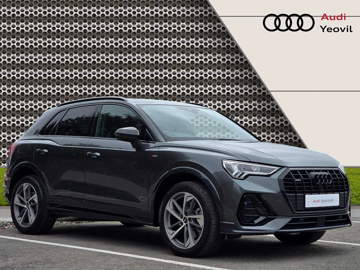 Audi-Q3-image-14