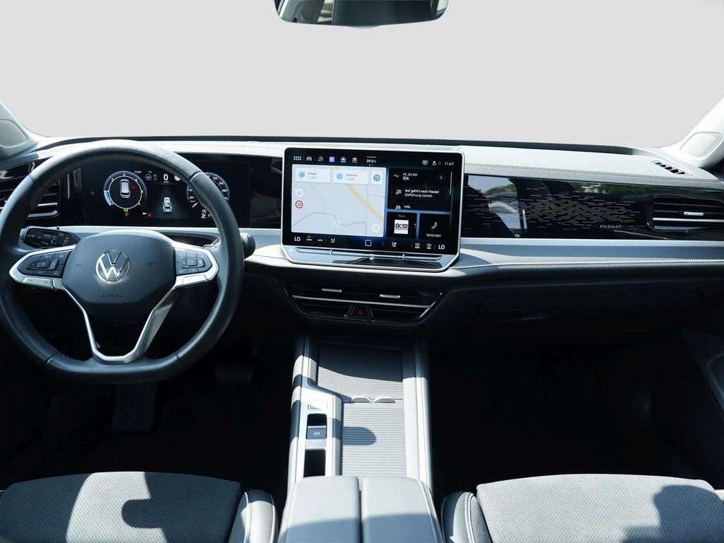 Volkswagen-Passat-image-9