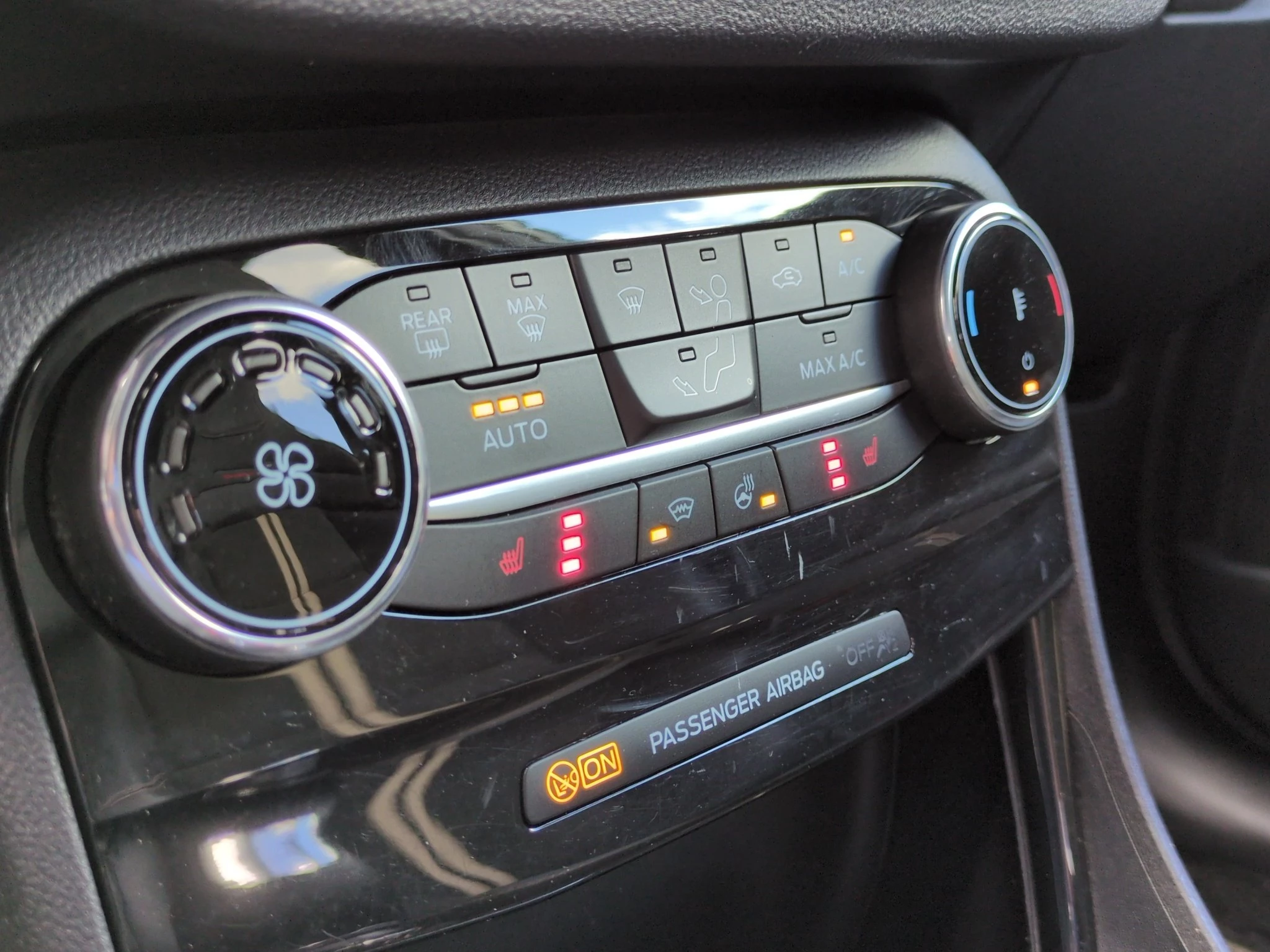 Ford Puma ST X Gold Edition PerformP.* KLIMAAUT*LED*SHZ*LRH*LMF