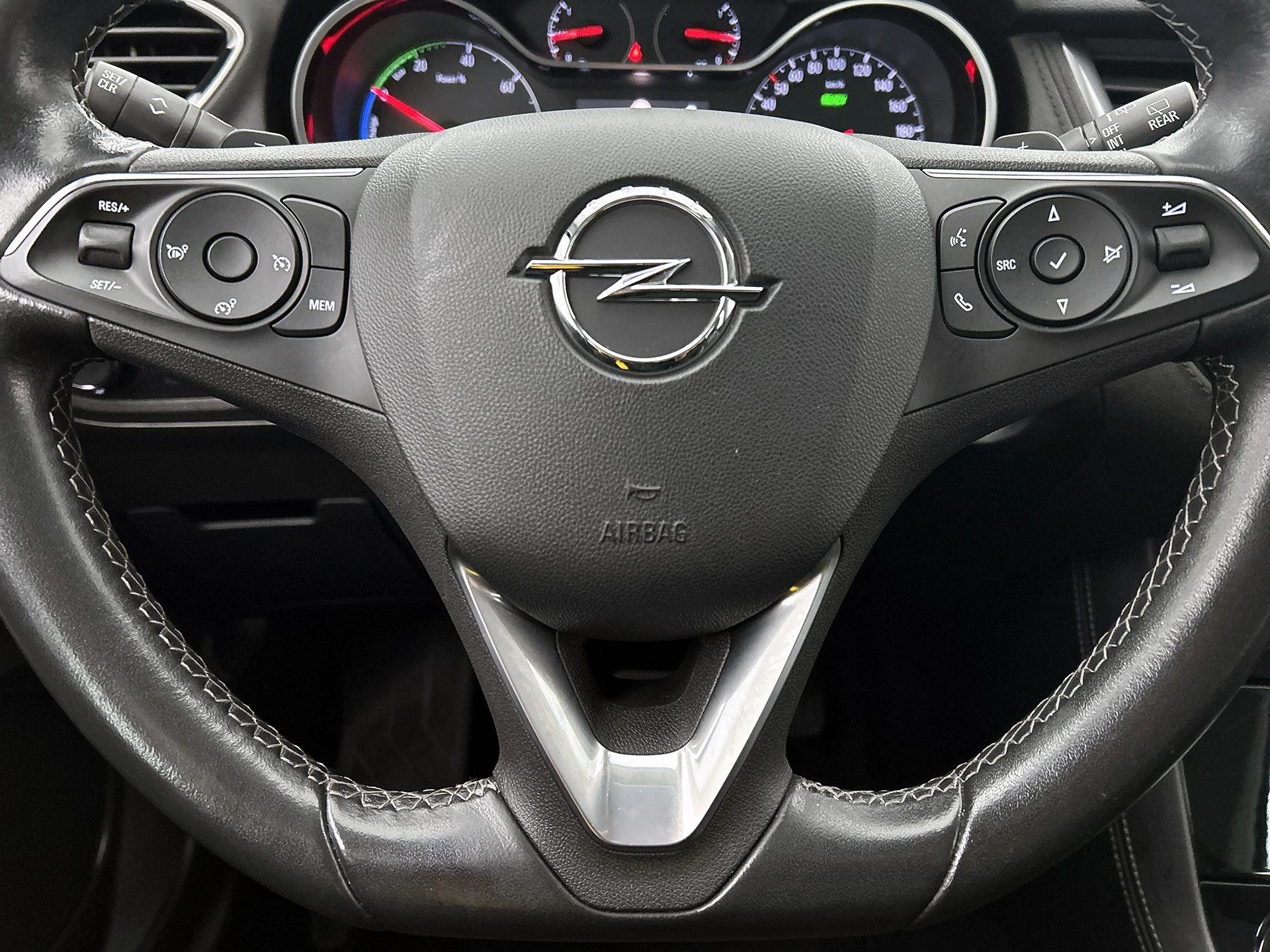 Opel-Grandland X-image-33