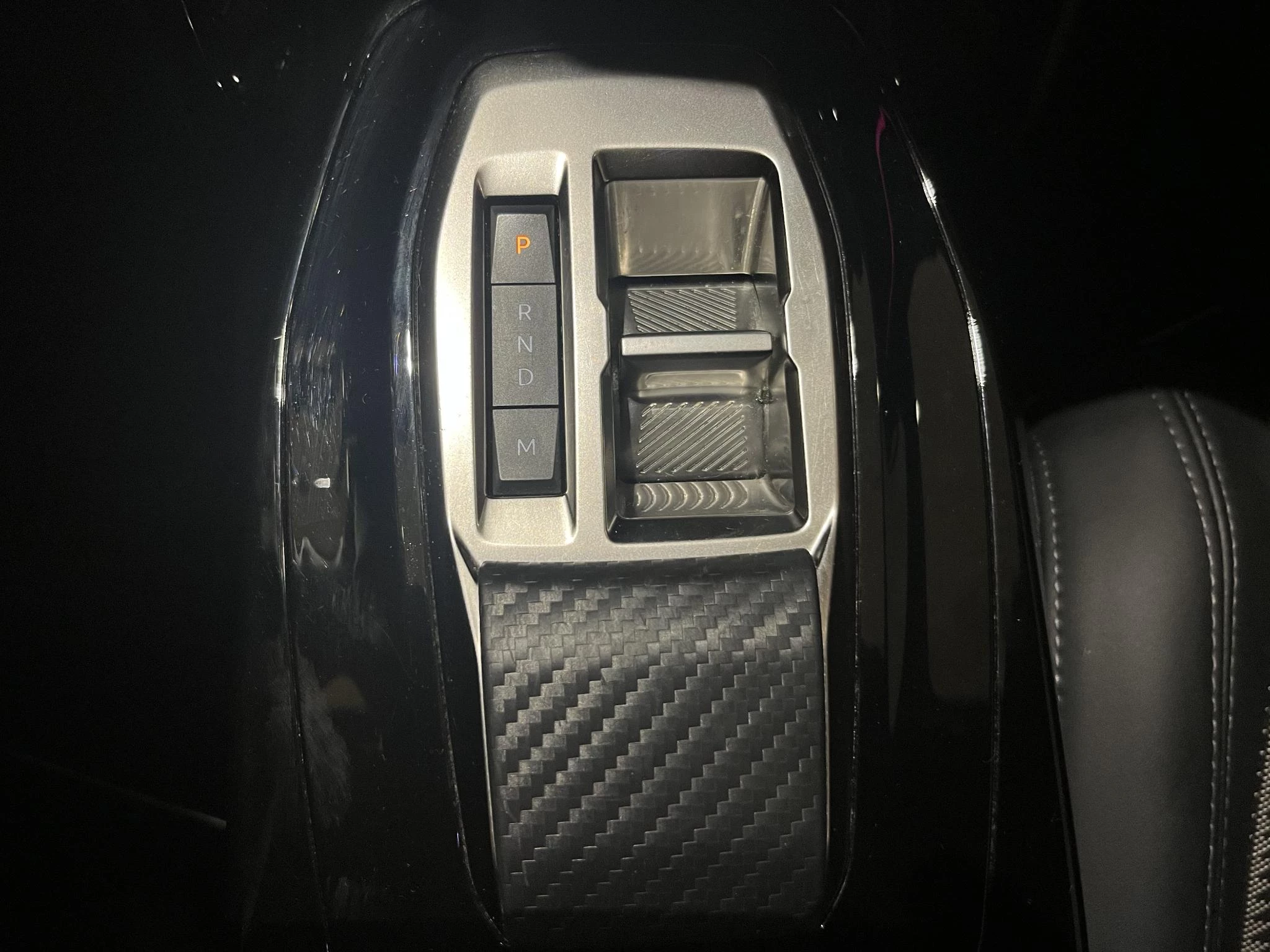 Peugeot-208-image-14