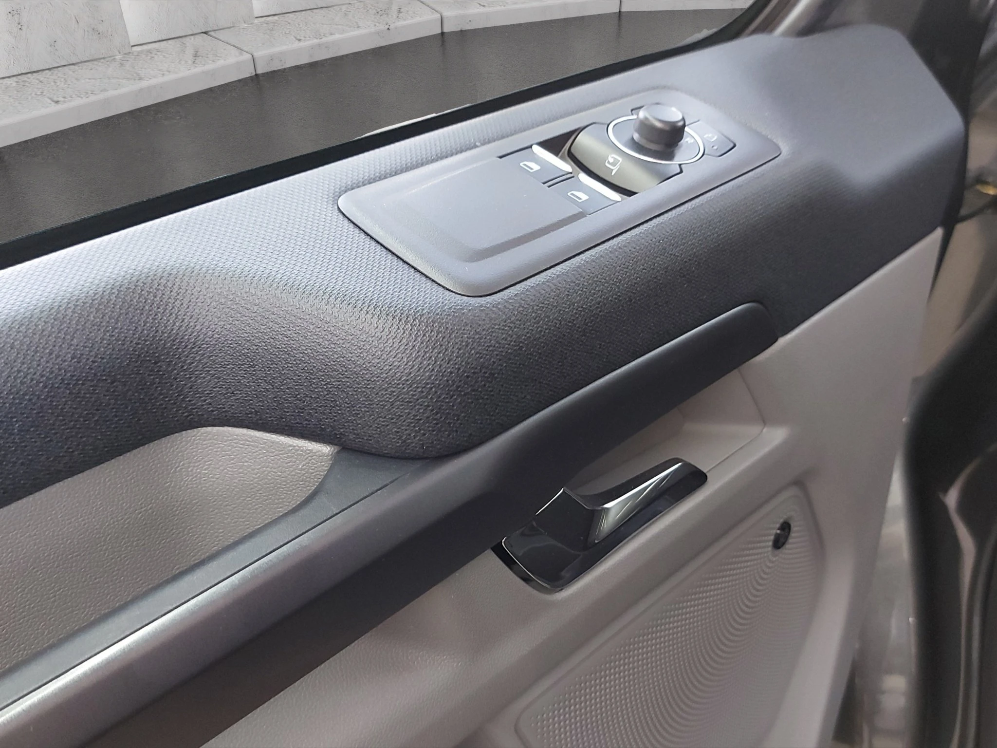 Ford-Tourneo Custom-image-16