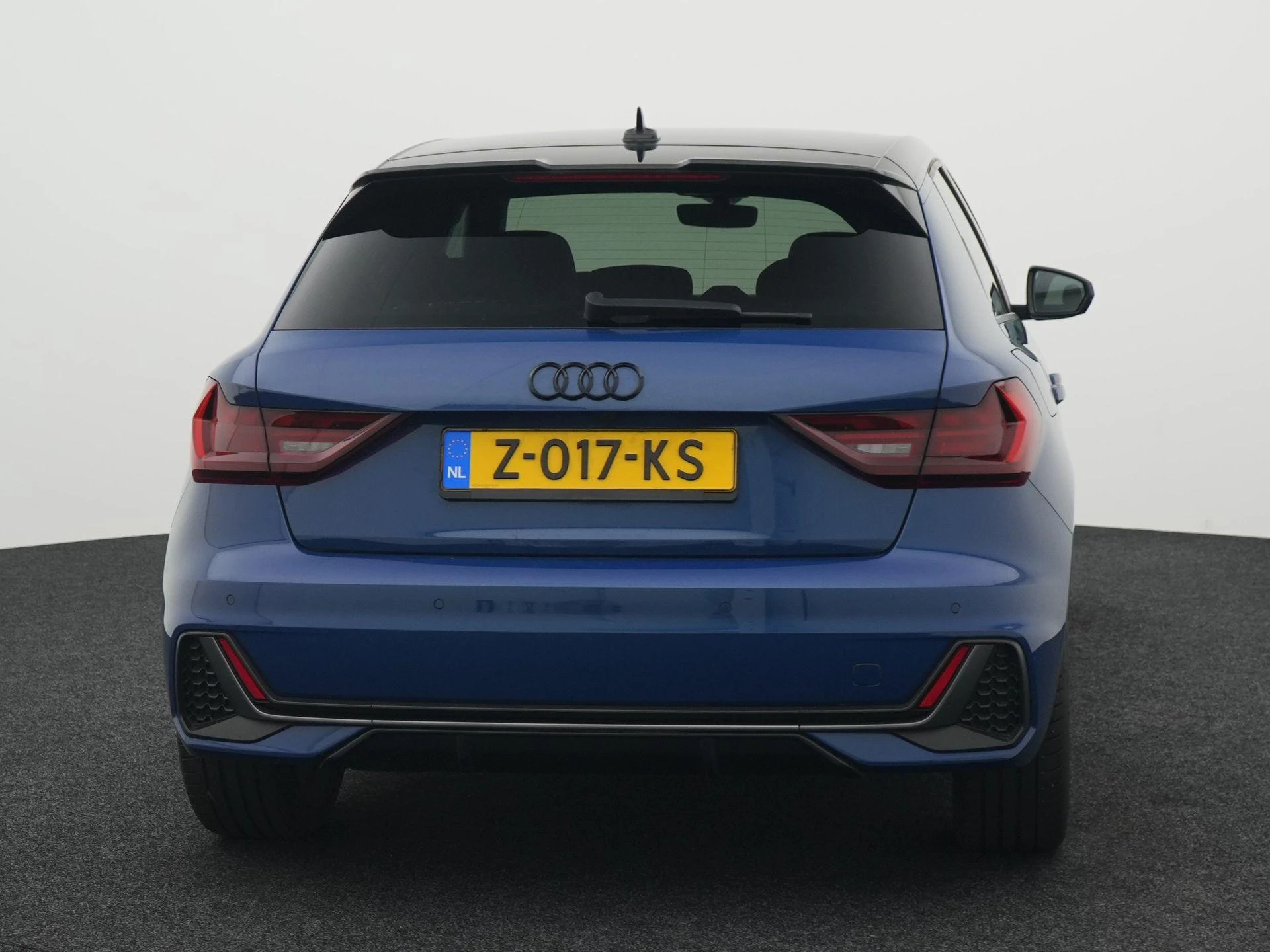Audi-A1 Sportback-image-4