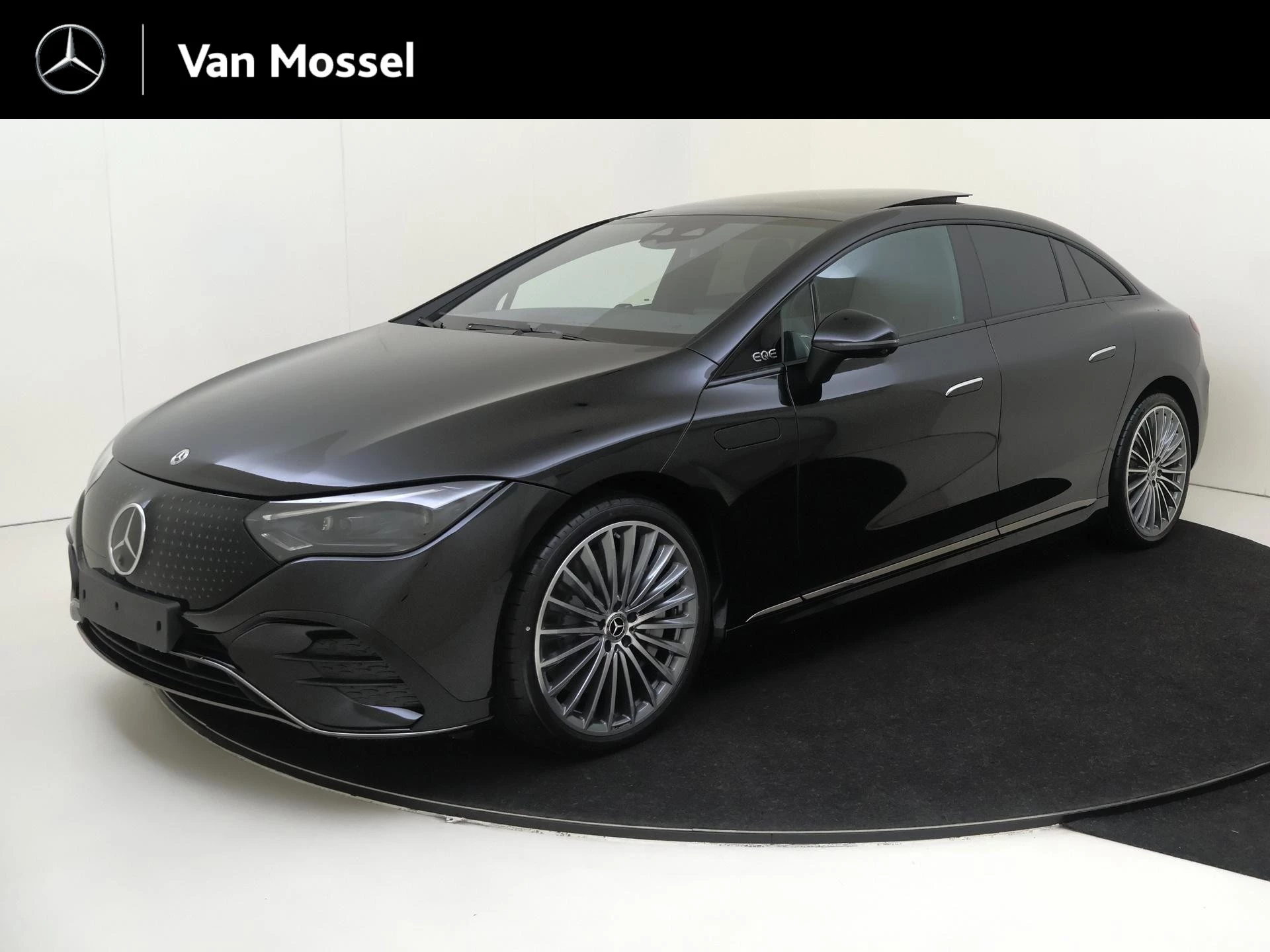 Mercedes-Benz-EQE-image-0