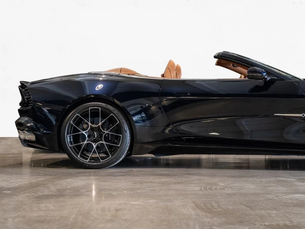 Aston Martin Vanquish Volante Aston Martin Hamburg
