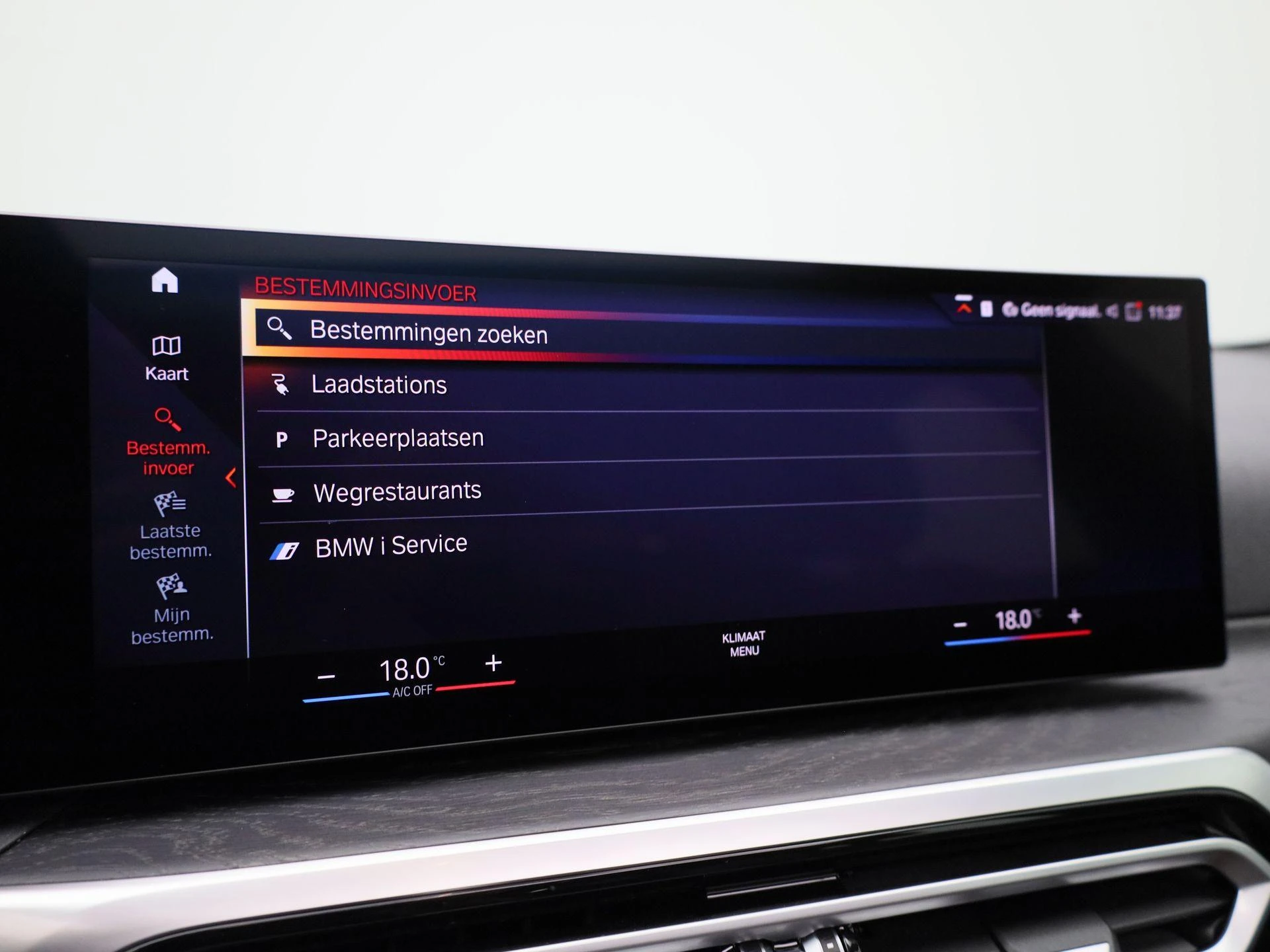 BMW-i4-image-28