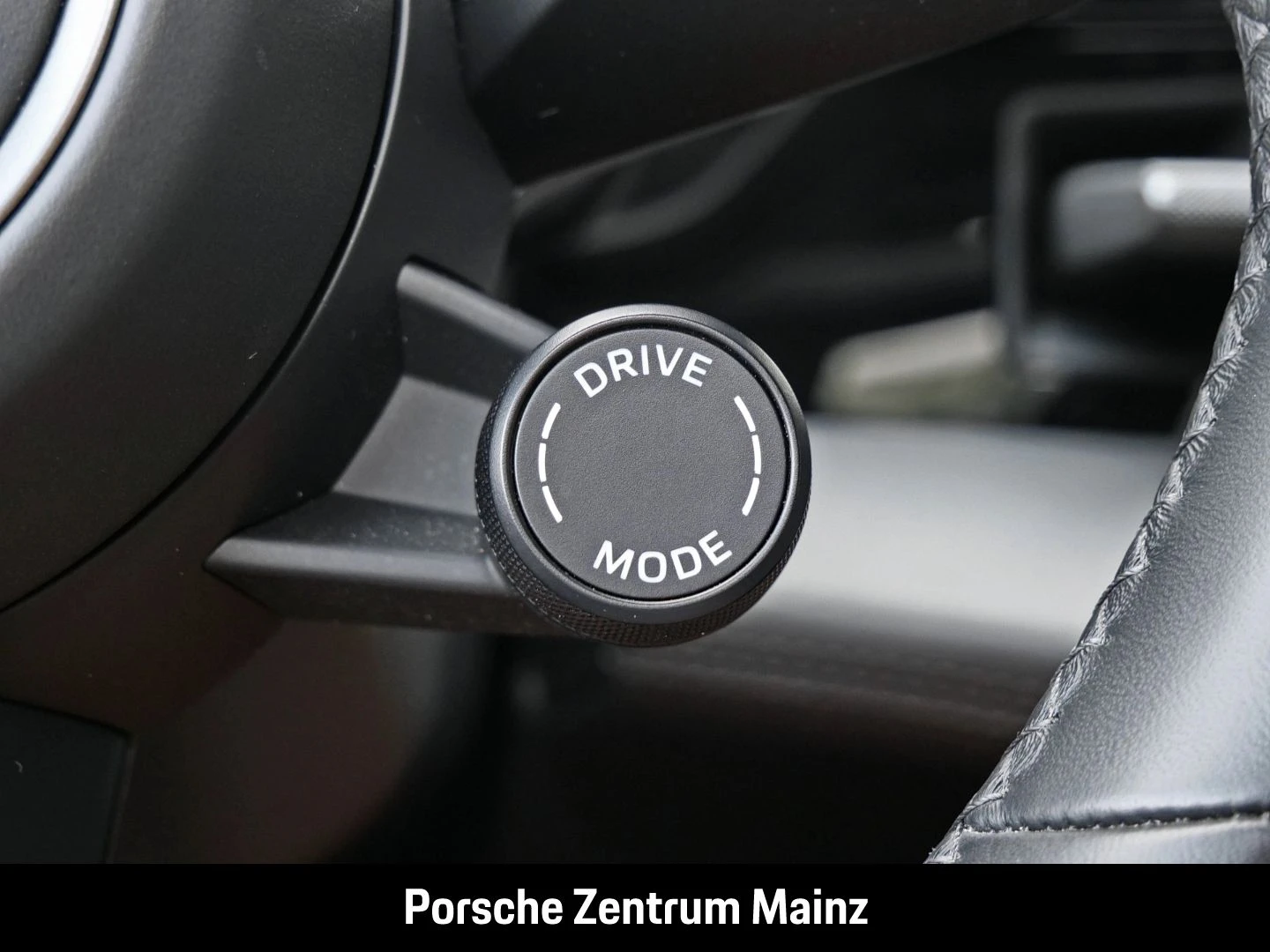 Porsche Taycan Turbo S InnoDrive PCCB PDCC LED-Matrix turbo s
