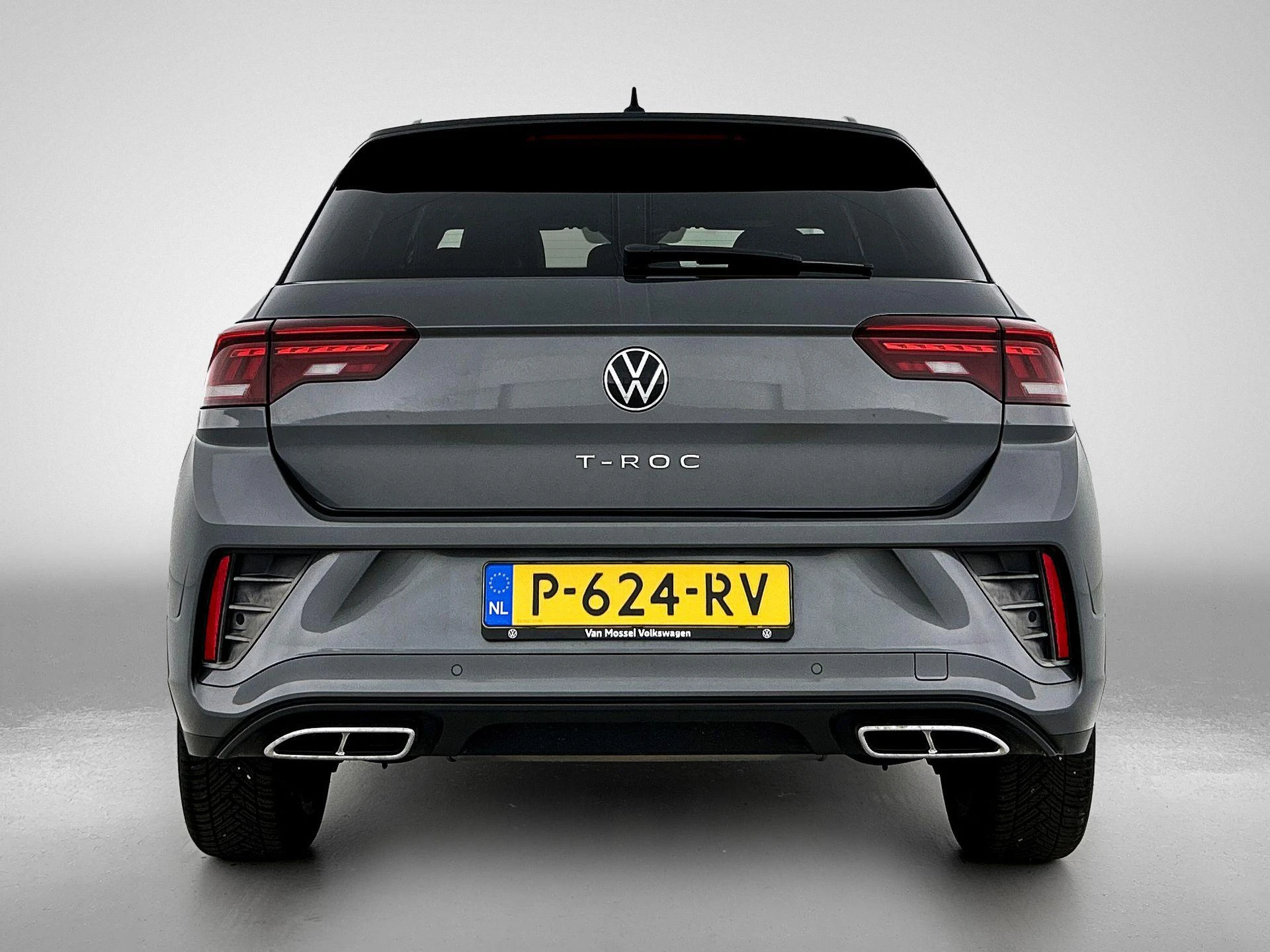 Volkswagen-T-Roc-image-2