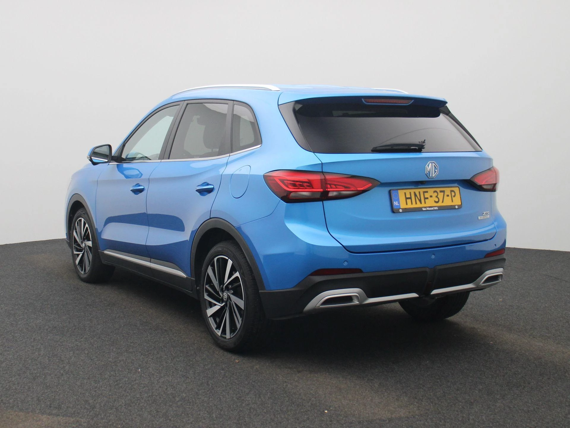MG-ZS-image-2