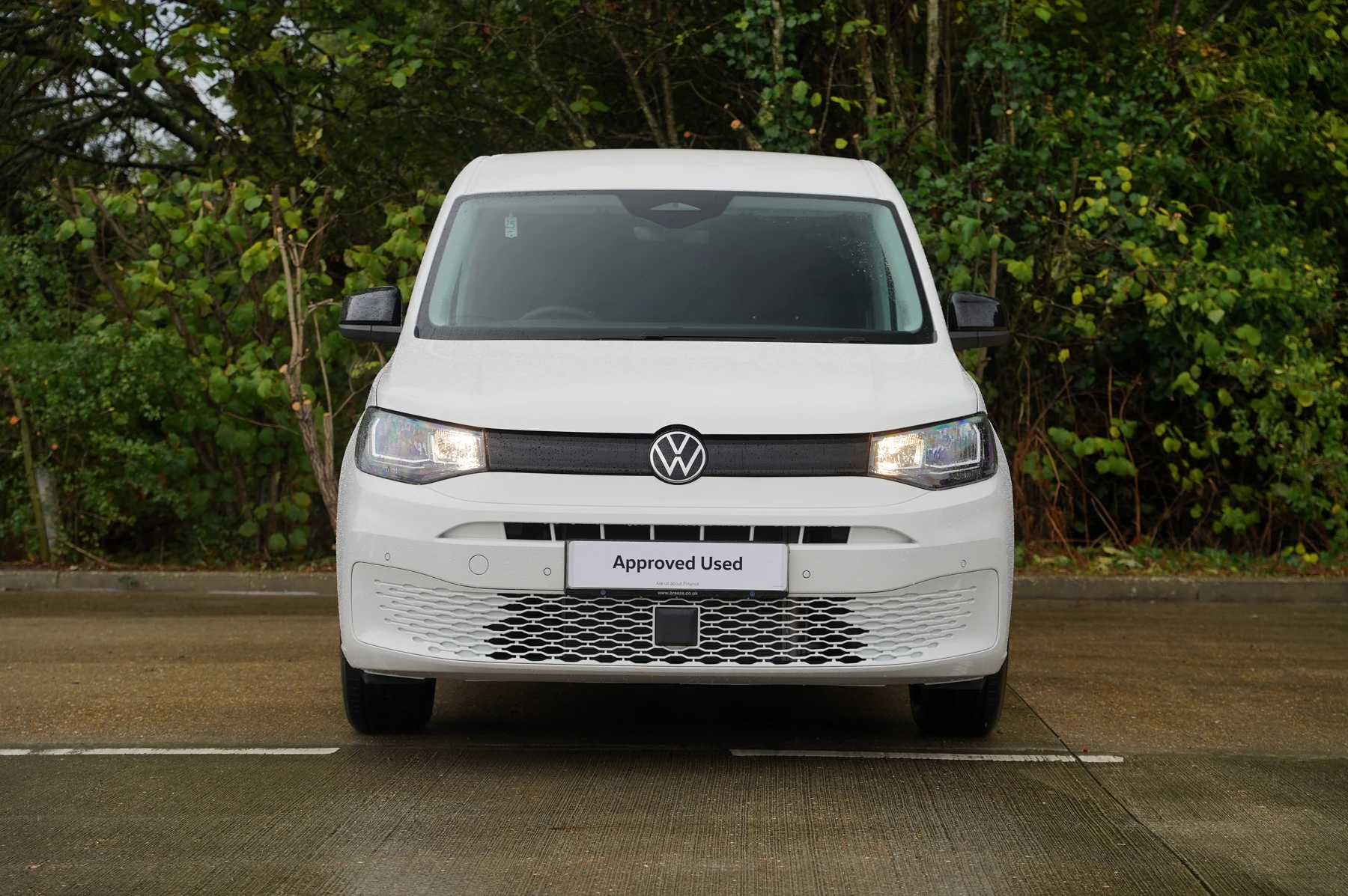 Volkswagen-Caddy-image-6