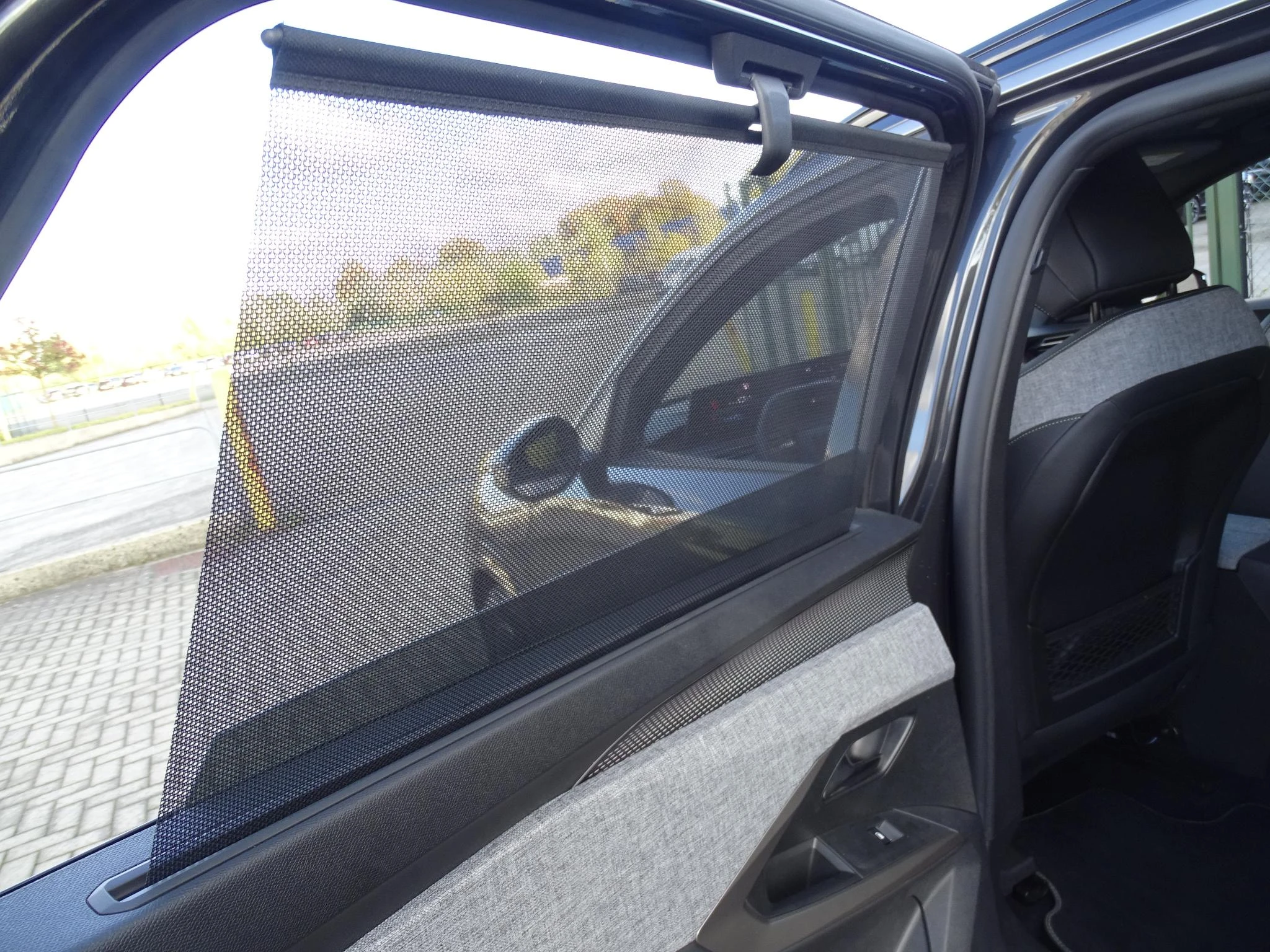 Peugeot-e-5008-image-23
