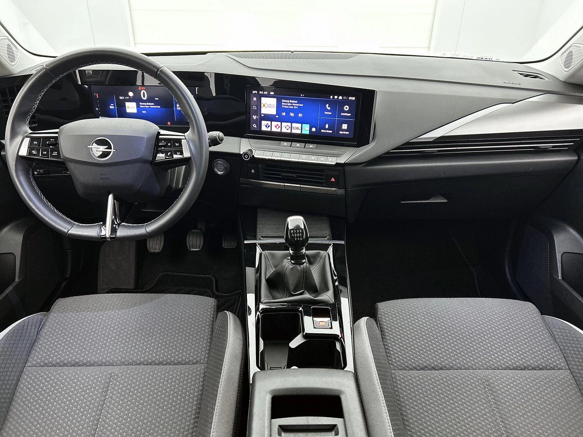 Opel-Astra-image-21