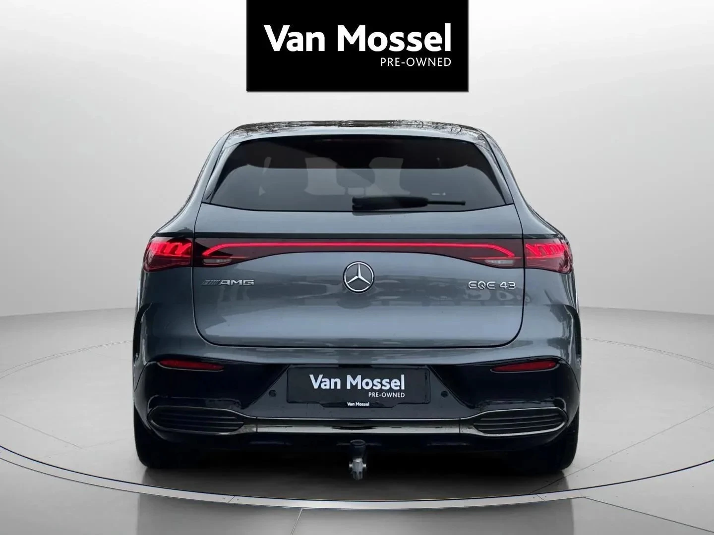 Mercedes-Benz-EQE-image-5