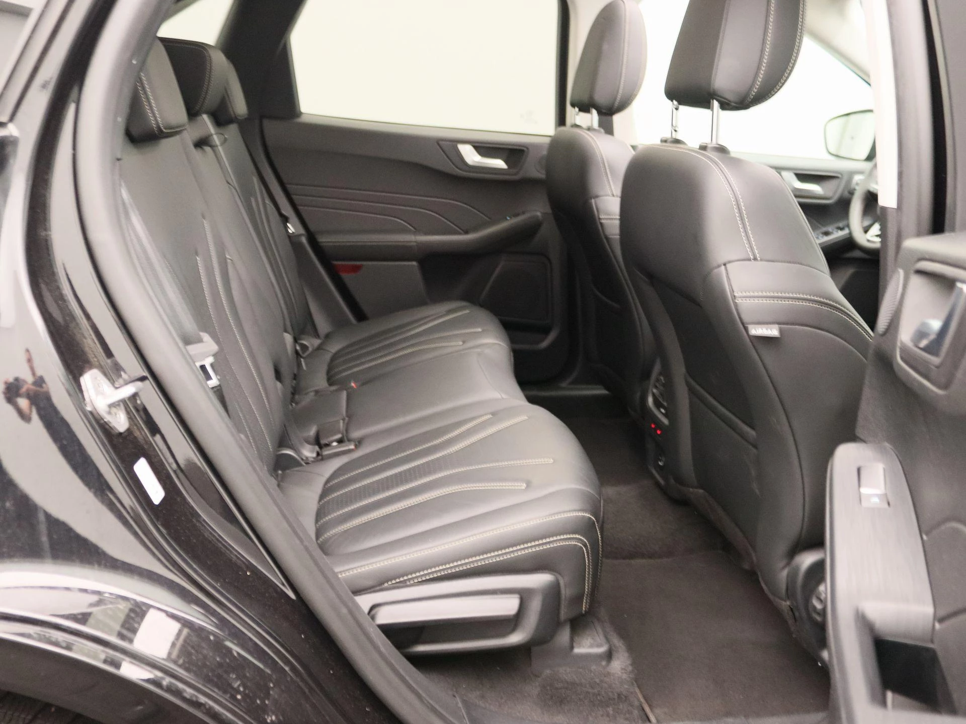 Ford-Kuga-image-27