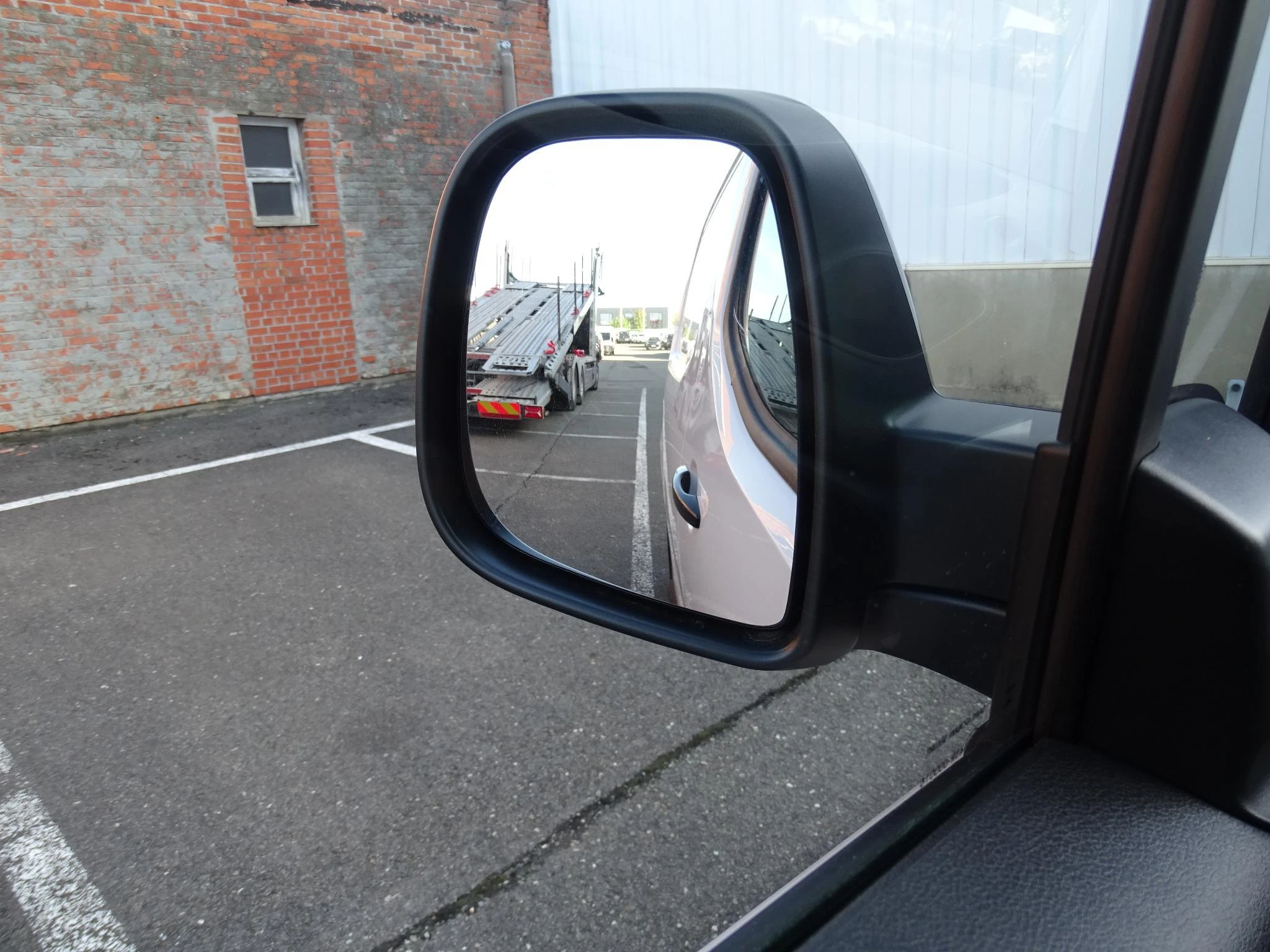 Citroën-Berlingo-image-19