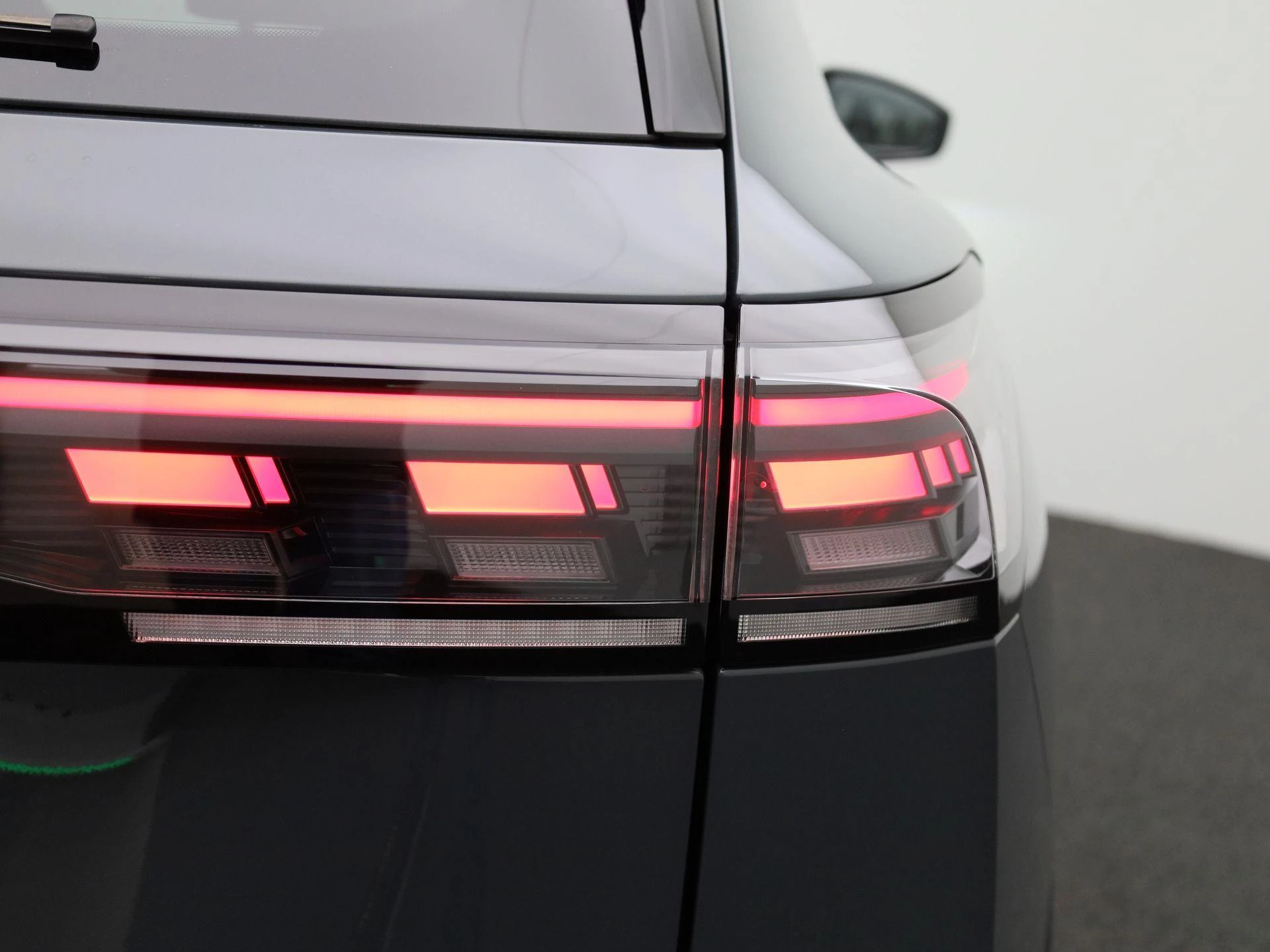 Volkswagen-Tiguan-image-51