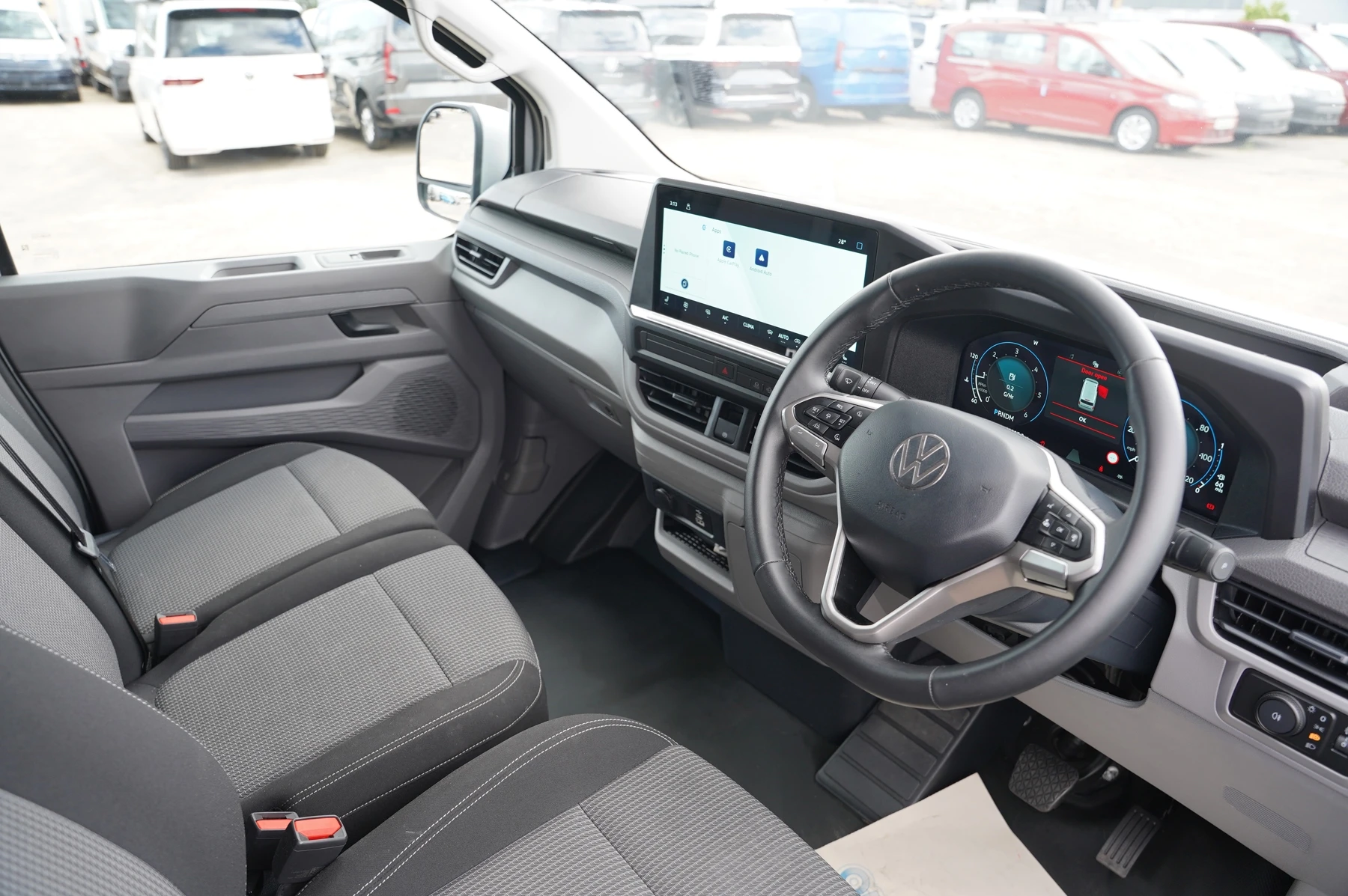 Volkswagen-Transporter-image-5