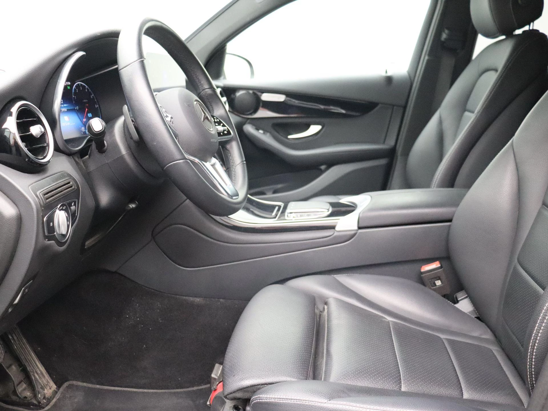 Mercedes-Benz GLC 300 de 4M Business Solution Coupé + LEDER + CARPLAY +